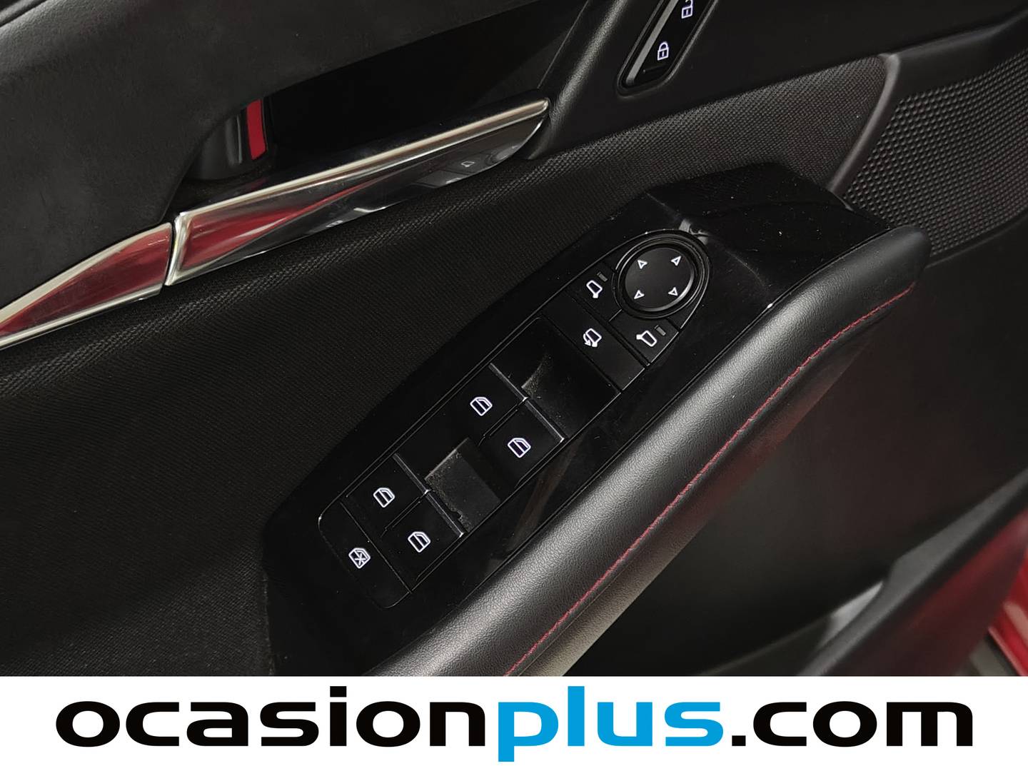 Foto Mazda CX-30 Mazda CX-30 e-SKYACTIV G MHEV Homura (140 CV)