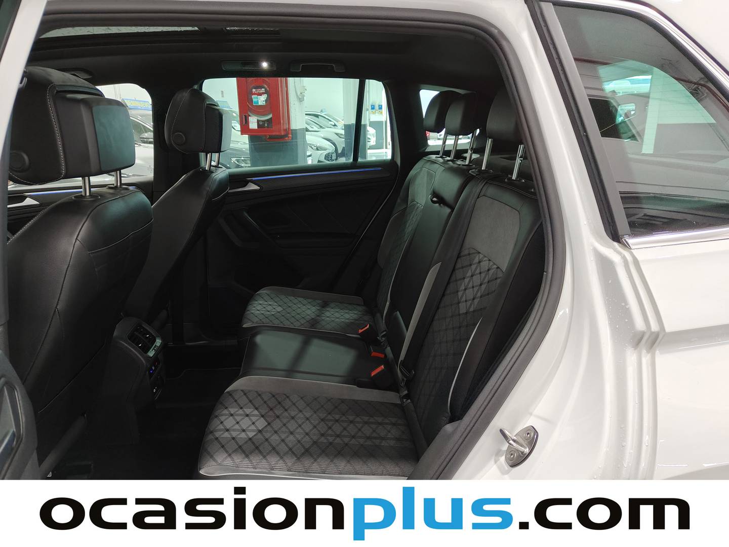 Foto Volkswagen Tiguan Volkswagen Tiguan R-Line 2.0 TDI  (150 CV) DSG