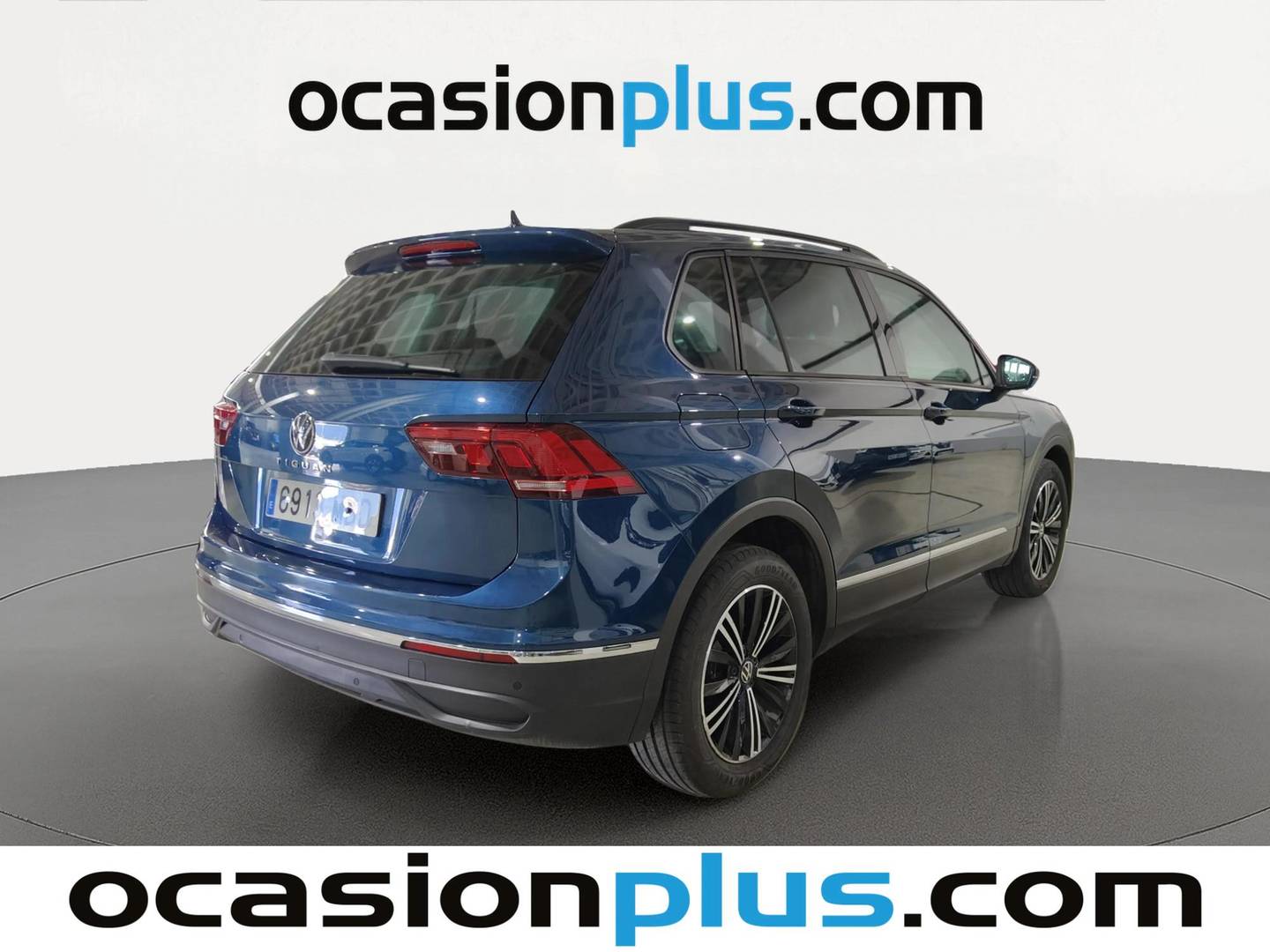 Foto trasera Volkswagen Tiguan Volkswagen Tiguan Life 1.5 TSI (150 CV) DSG derecha
