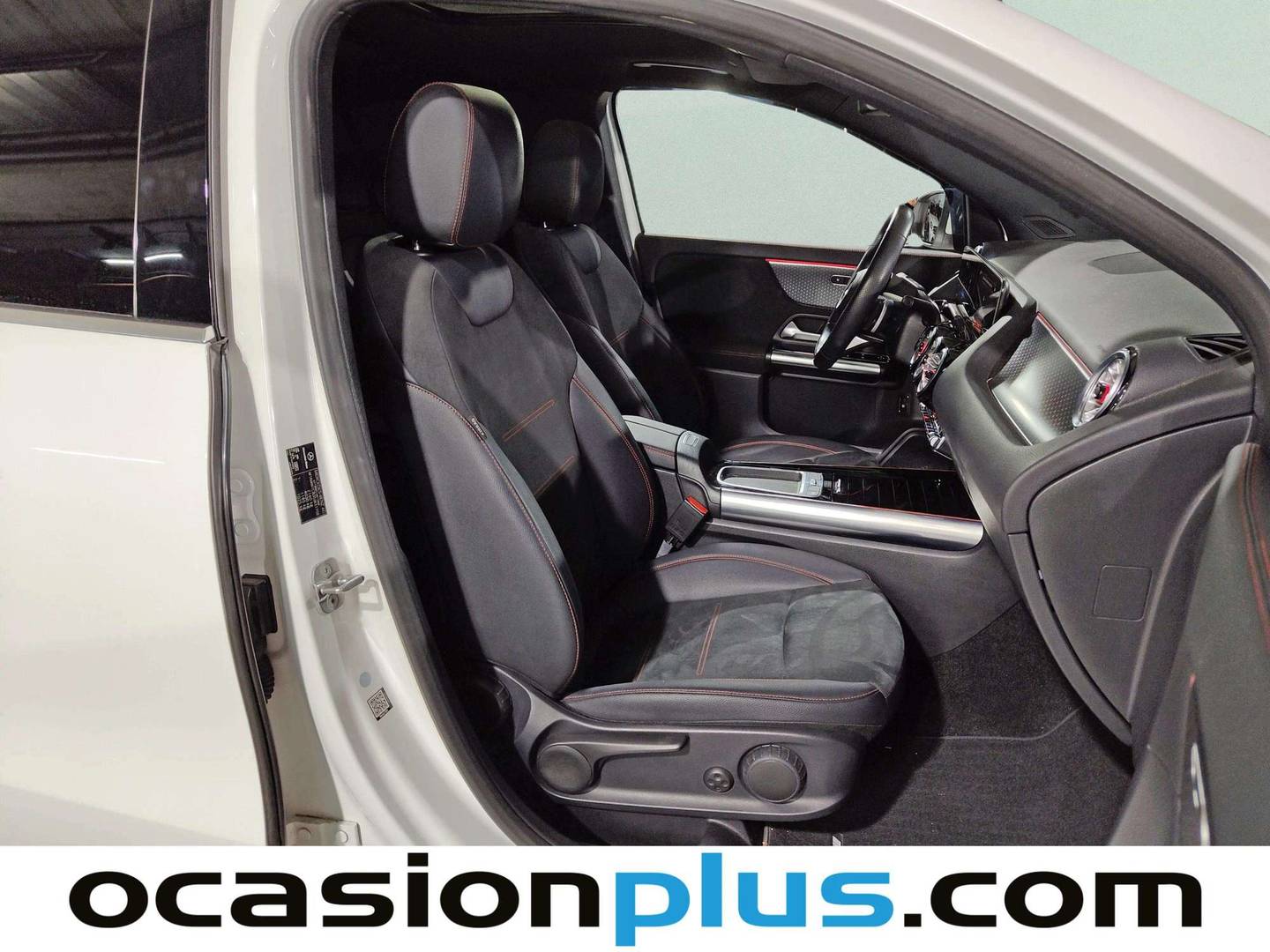 Foto Mercedes GLA Mercedes-Benz GLA 200 D (150 CV) Pack AMG