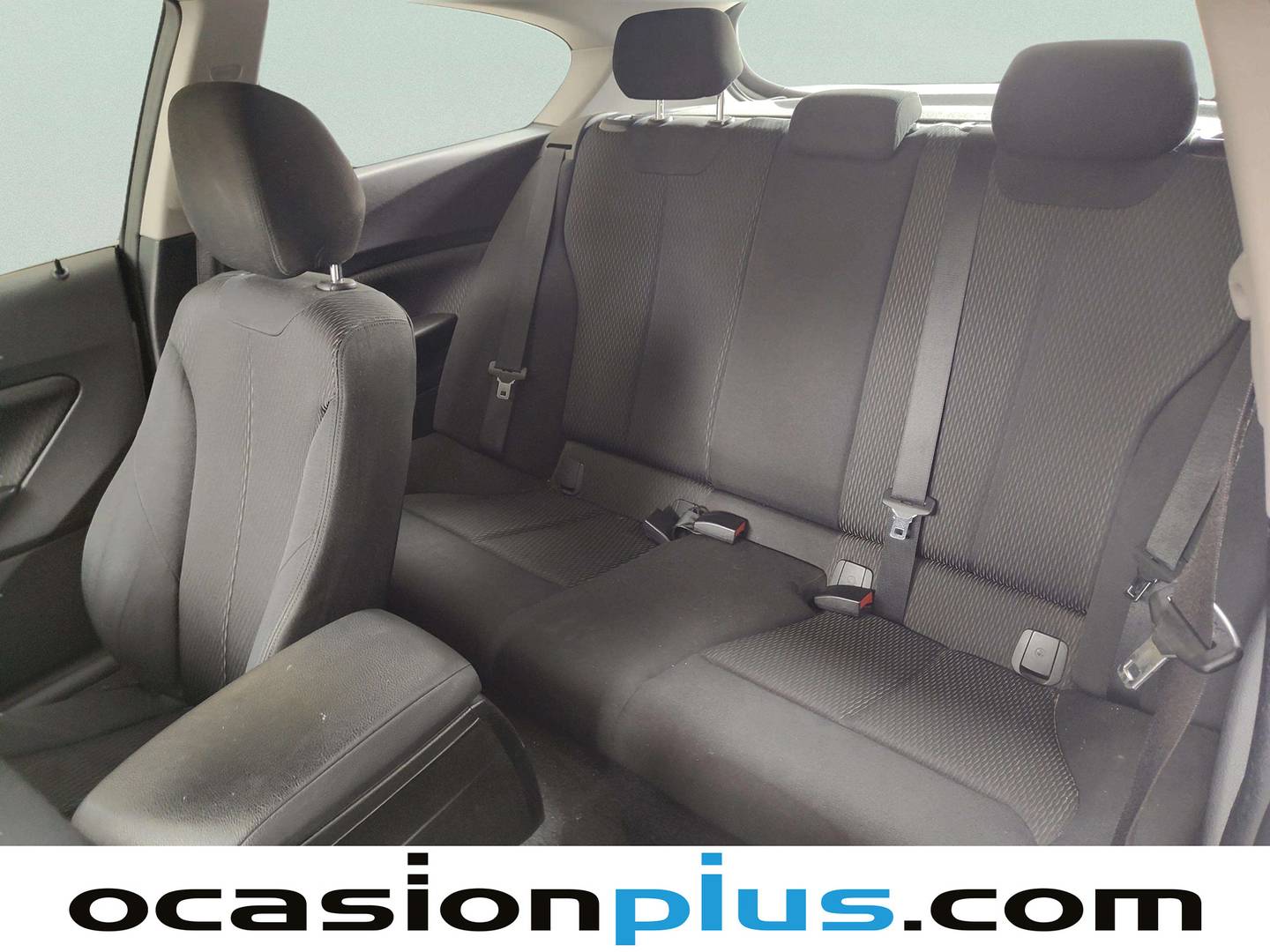 Foto asientos traseros BMW Serie 1 BMW Serie 1 118d (143 CV)