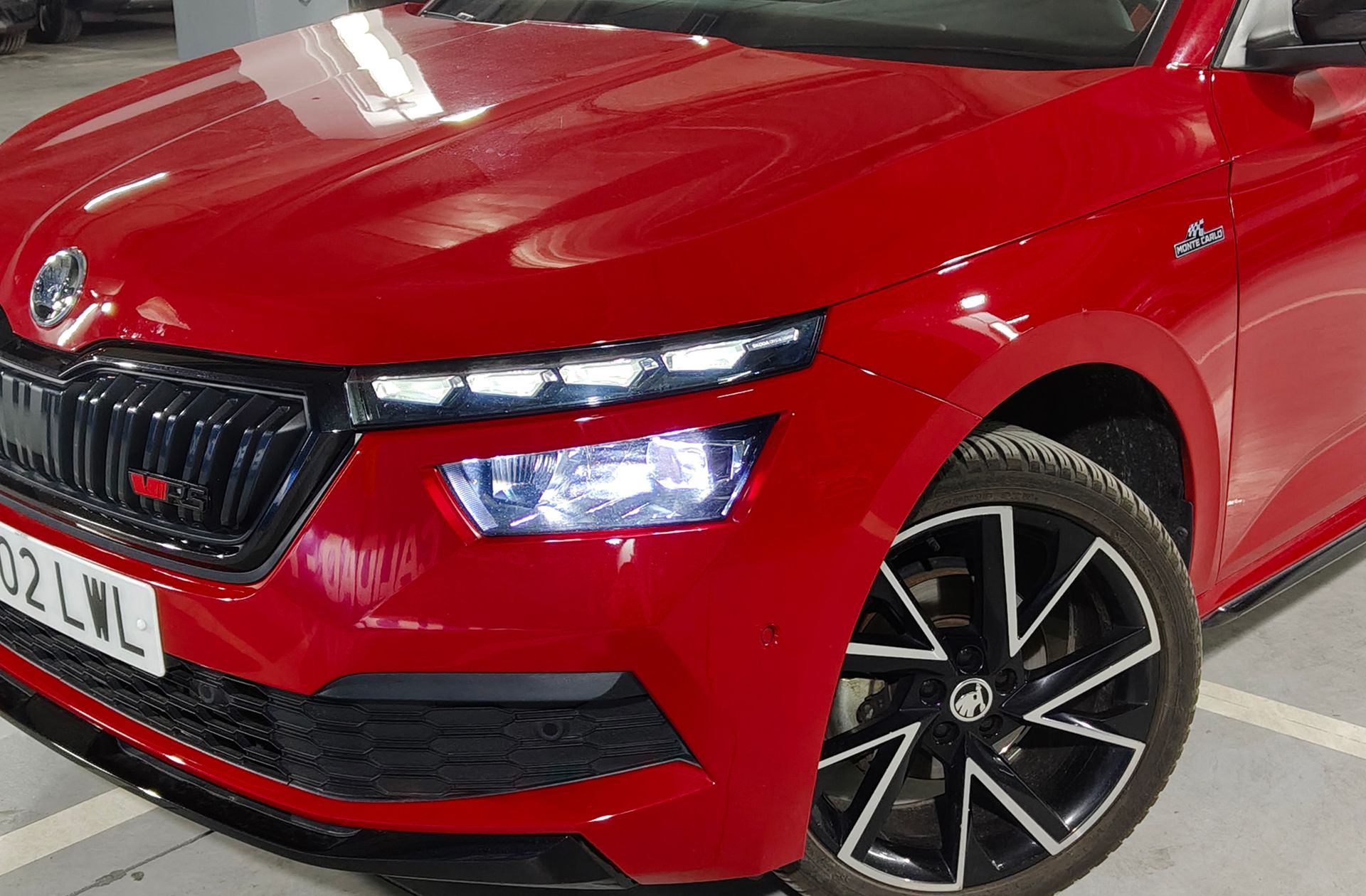 Škoda Kamiq 1.5 TSI Montecarlo DSG - foto 17