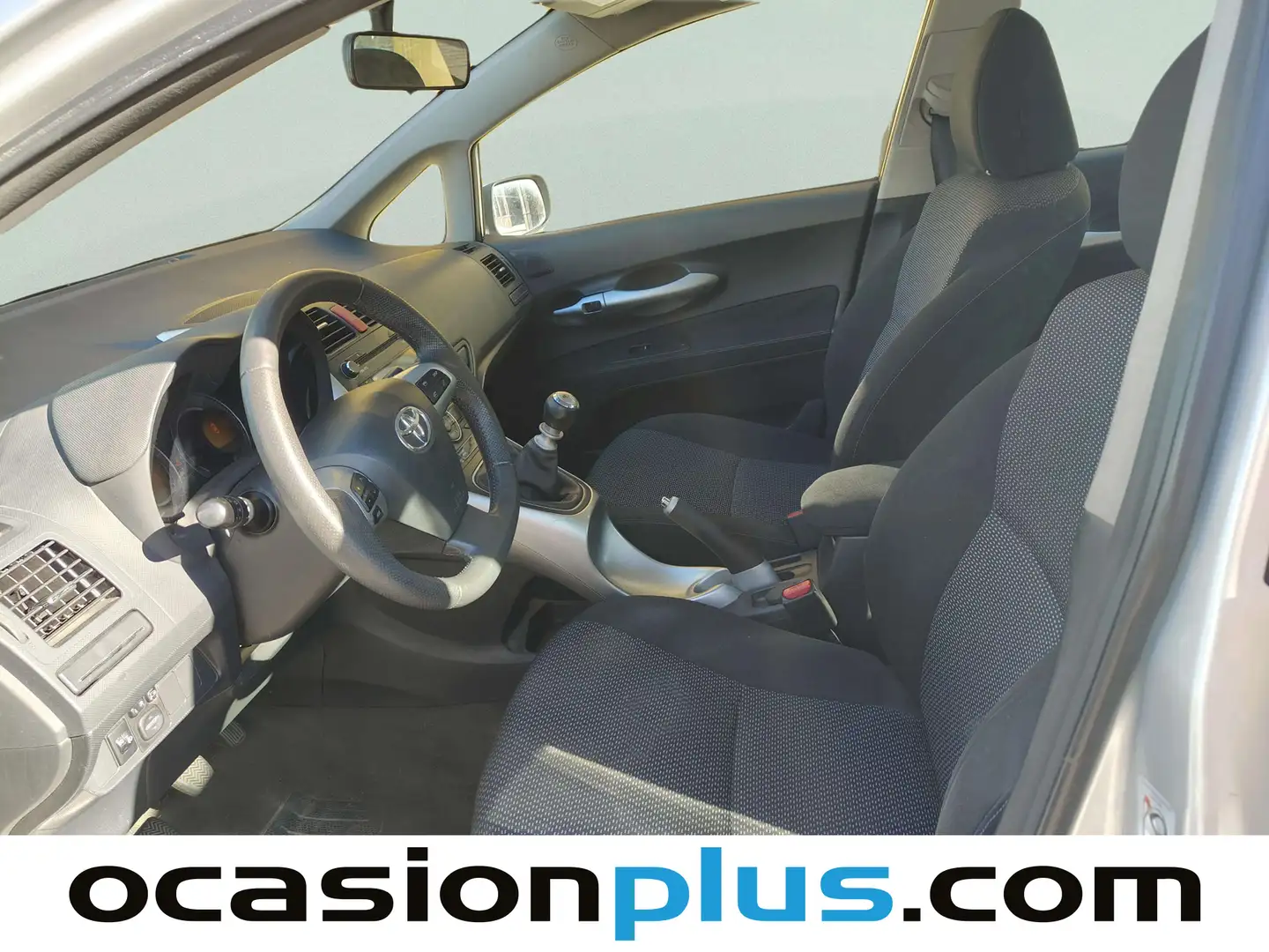 Foto Toyota Auris Toyota Auris 1.4 D-4D Active (90 CV)