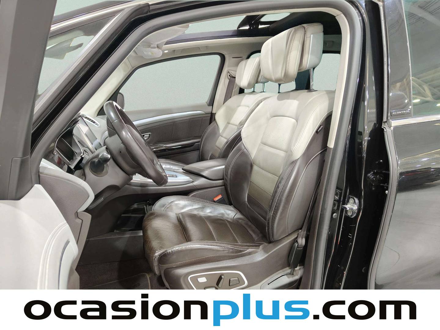 Foto asientos delanteros Renault Espace Renault Espace Initiale Paris Energy TCe  (200 CV) EDC 7 Plazas