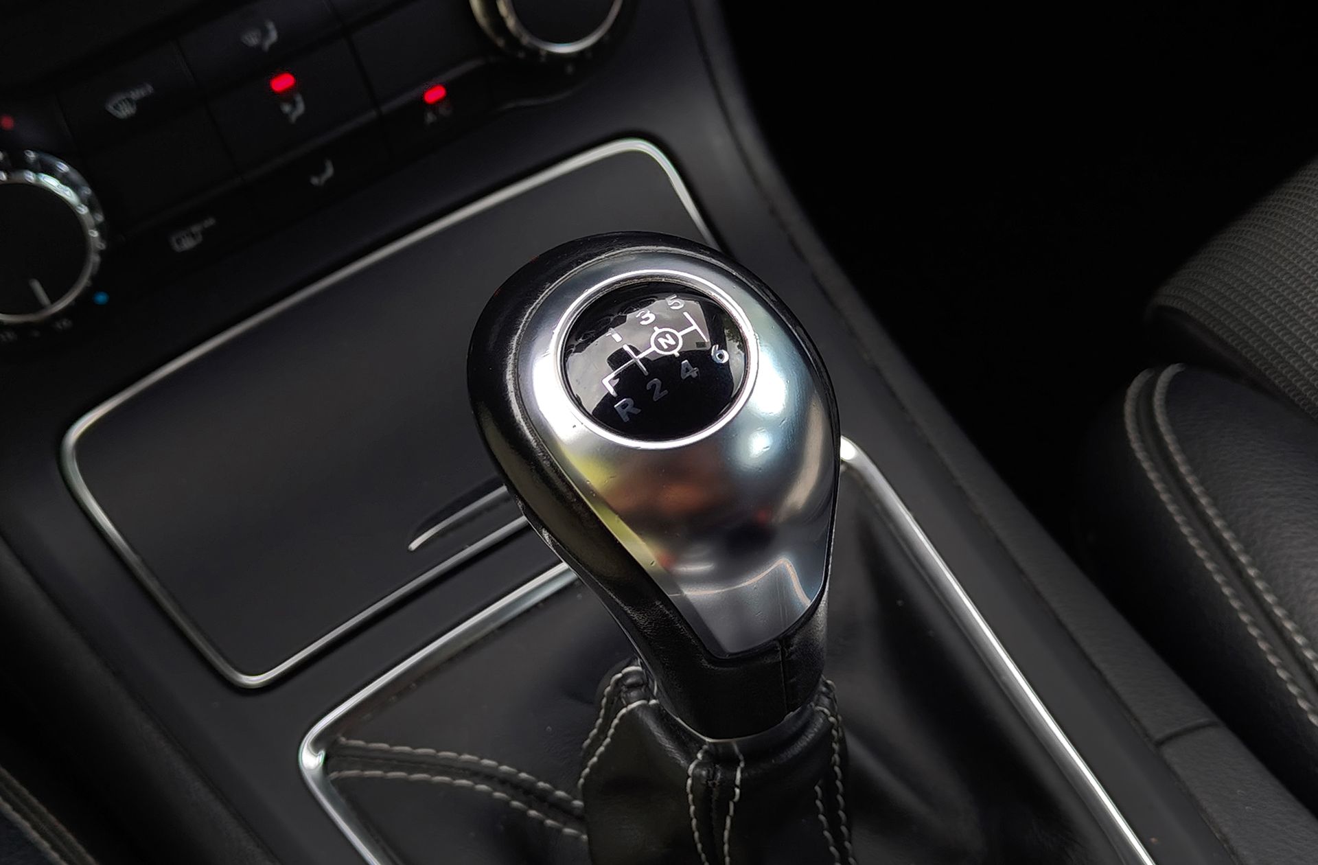 Mercedes-Benz Clase B 200 d - foto 5