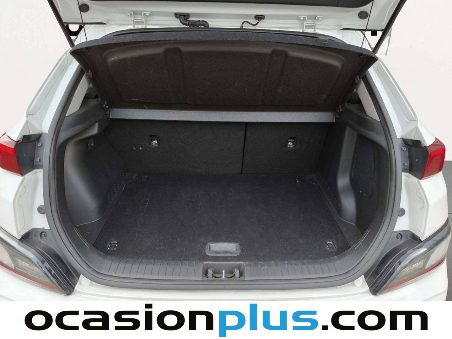Fotos maletero Hyundai Kona Hyundai Kona EV Tecno (136 CV)