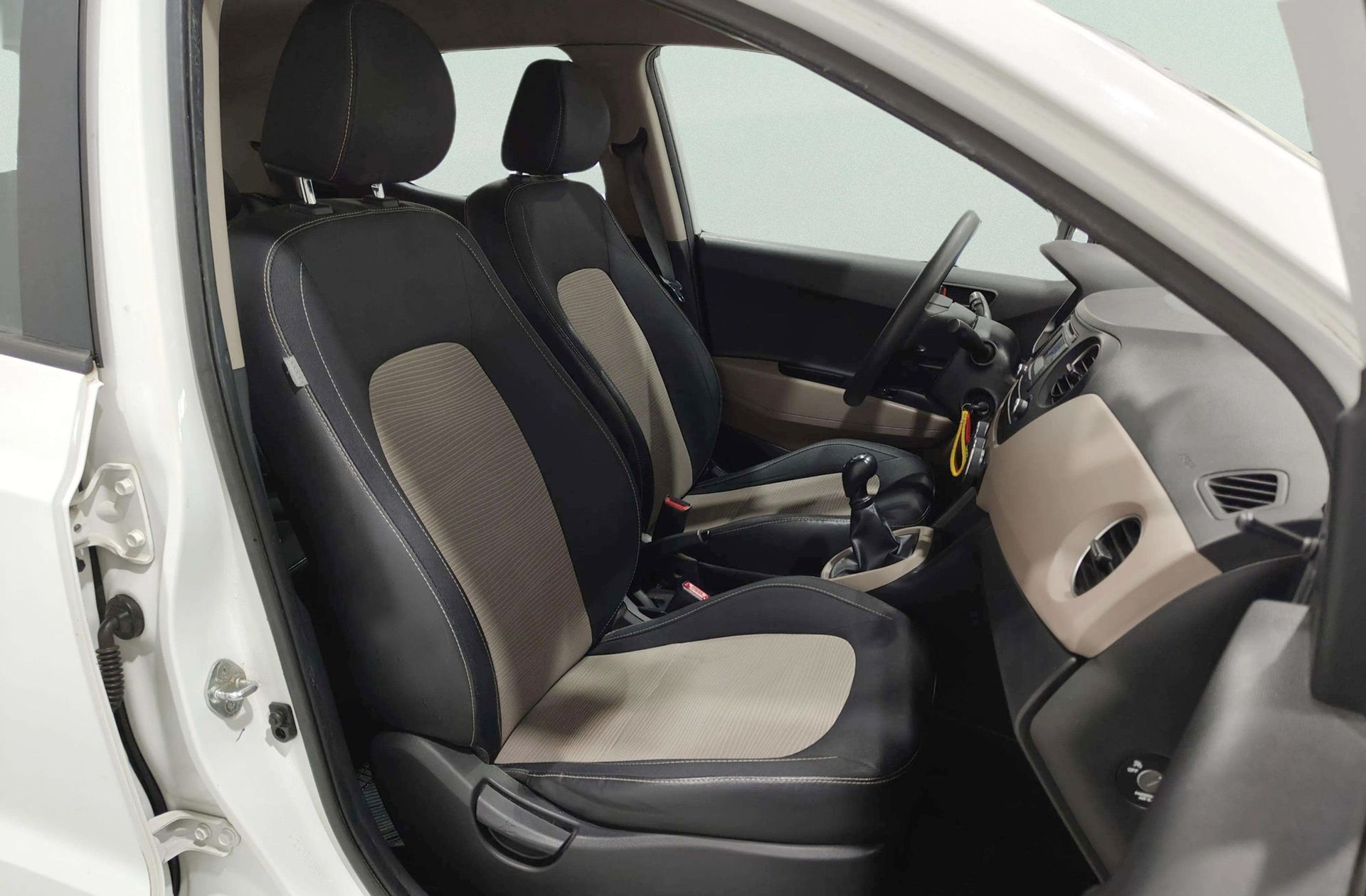 Hyundai i10 1.0 Klass - foto 15