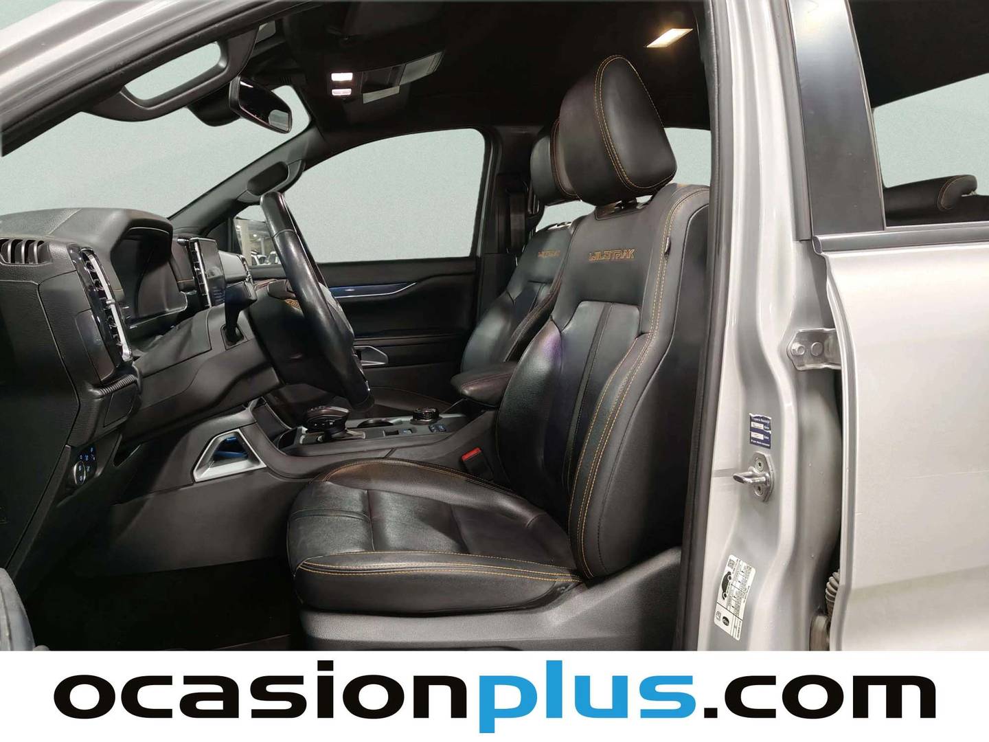 Foto asientos delanteros Ford Ranger Ford Ranger 3.0 Ecoblue Doble Cabina Wildtrack e-AWD AT  (240 CV)