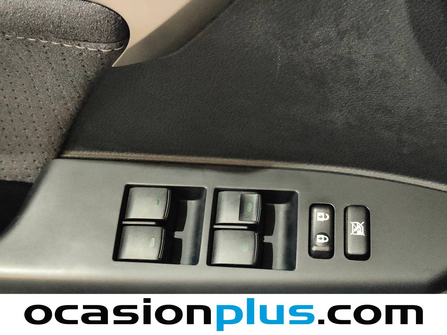 Foto Lexus CT Lexus CT 200h Business  (136 CV)