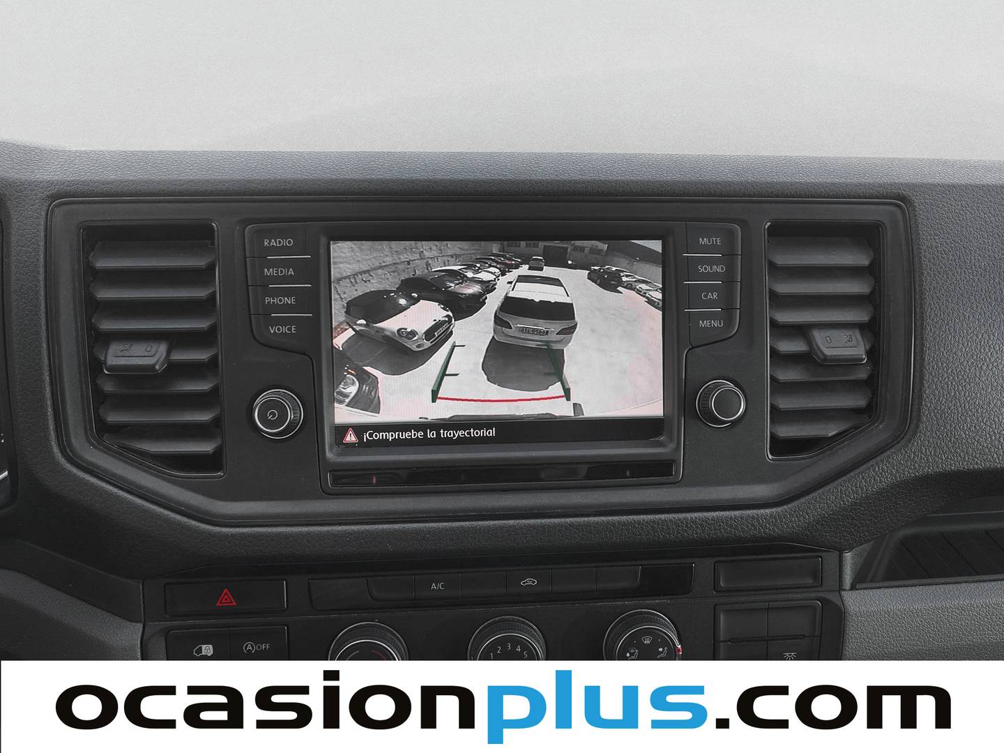 Equipamiento del Volkswagen Crafter Volkswagen Crafter Furgon Furgon Batalla Media TN 2.0 TDI L3H2 (102 CV) 3.000