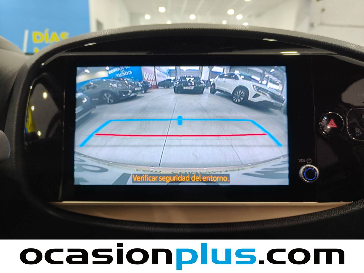 Acabados Toyota Aygo X Cross Toyota Aygo X Cross 1.0 VVT-I Undercover CVT (72 CV)