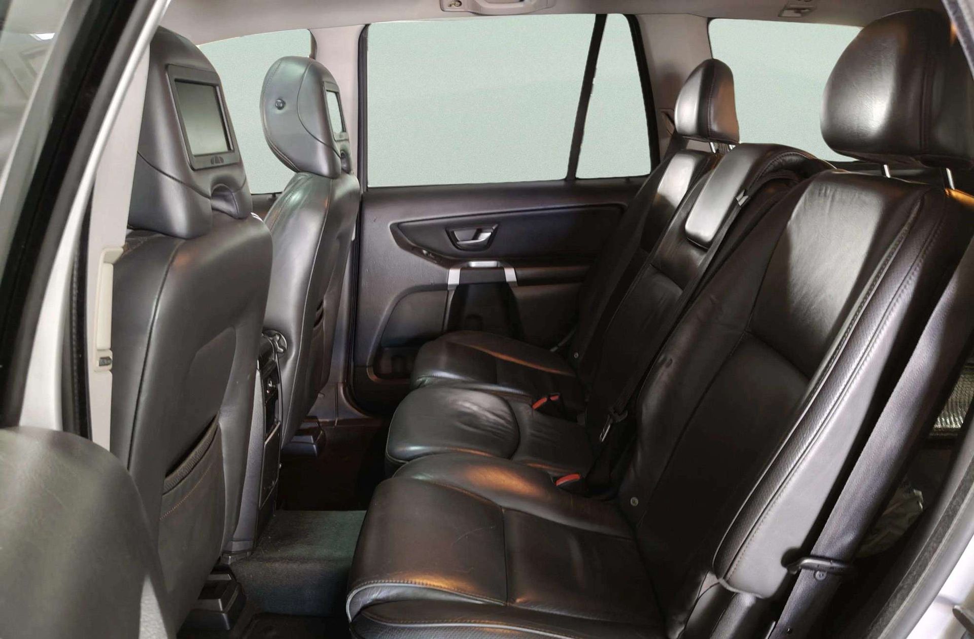 Volvo XC90 D5 Executive - foto 17
