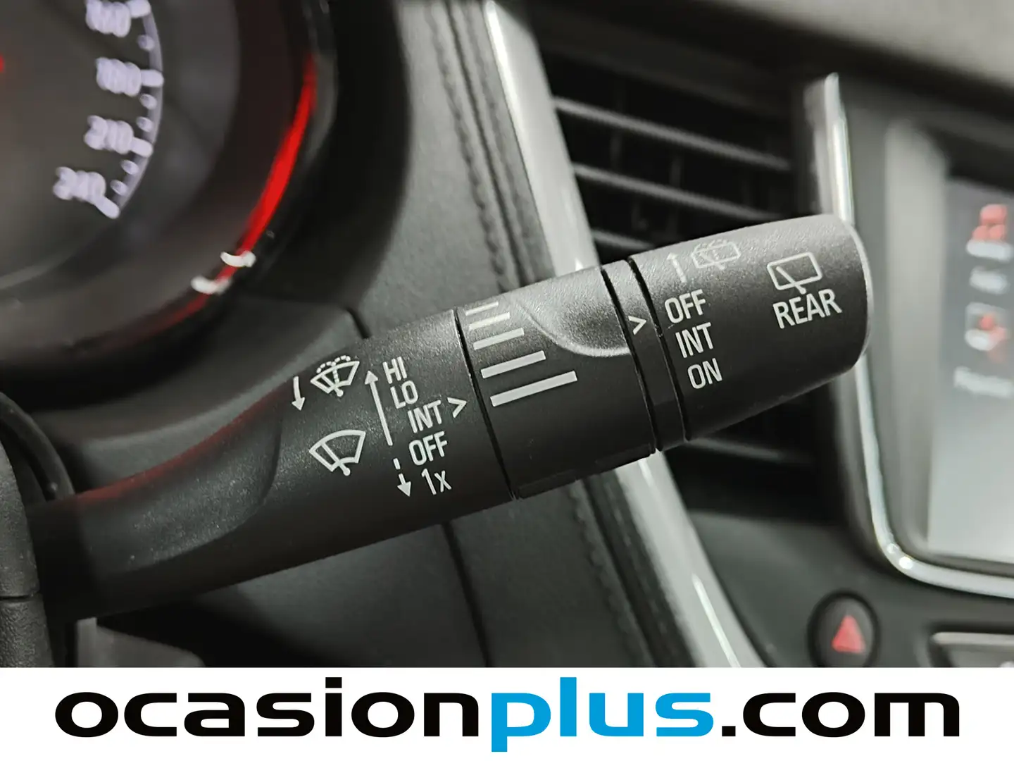 Foto Opel Grandland X Opel Grandland X 1.2 Turbo Edition (130 CV)