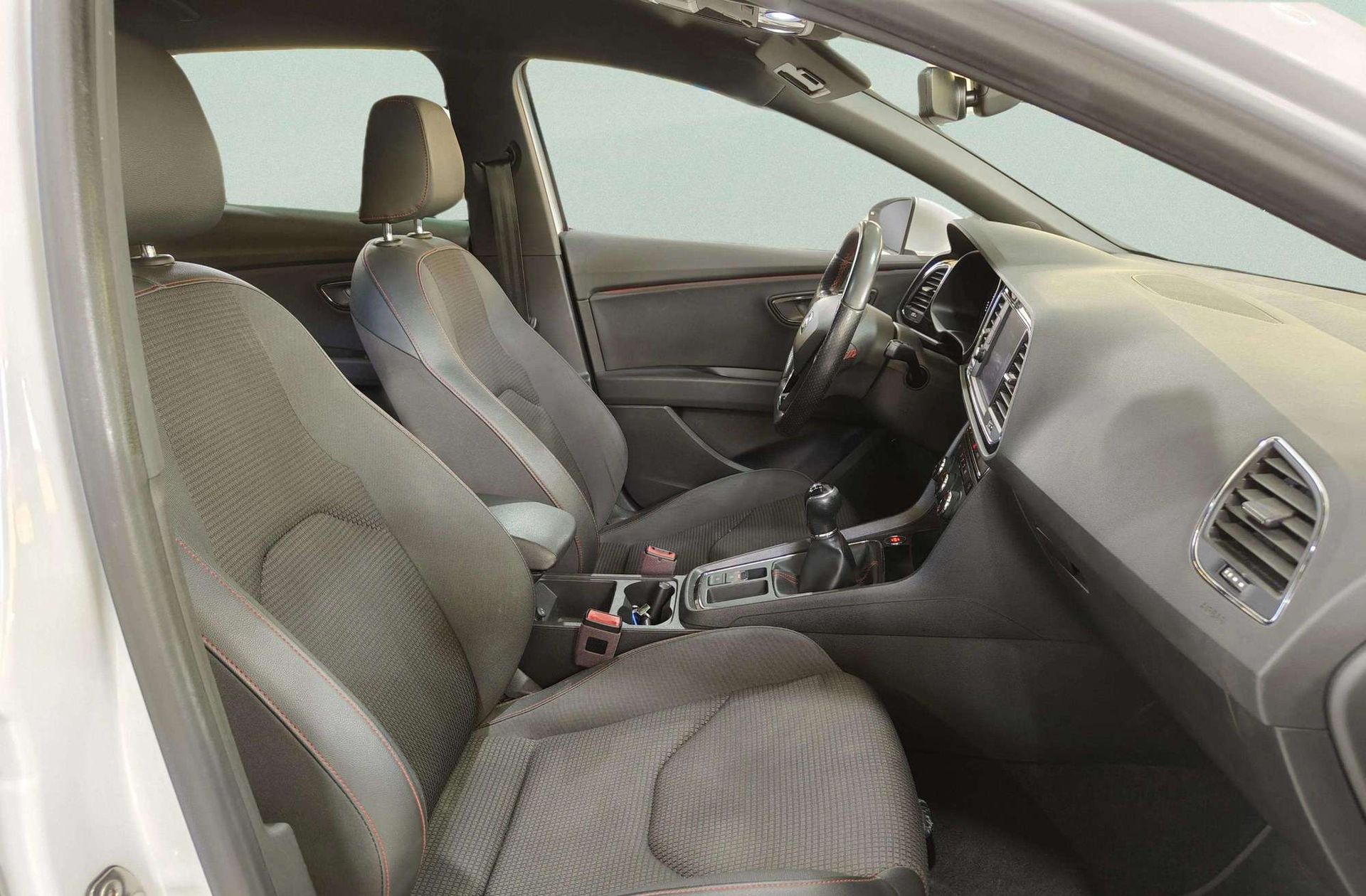SEAT León 1.5 TSI FR Black Edition - foto 19