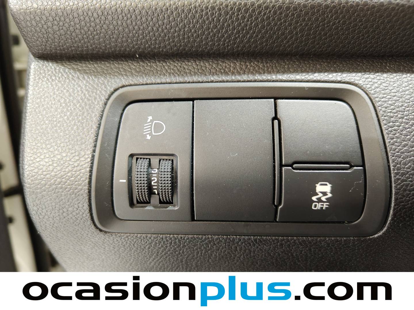 Hyundai i20 Hyundai i20 1.2 MPI Essence LE (75 CV) seminuevo