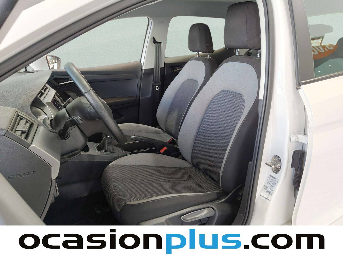 Foto asientos delanteros Seat Ibiza SEAT Ibiza 1.0 MPI Style (80 CV)