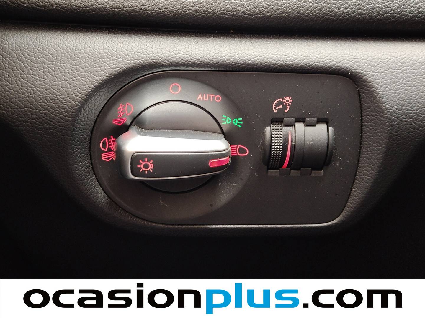 Equipamiento del Audi Q3 Audi Q3 Advanced edition 2.0 TDI quattro (140 CV) S tronic