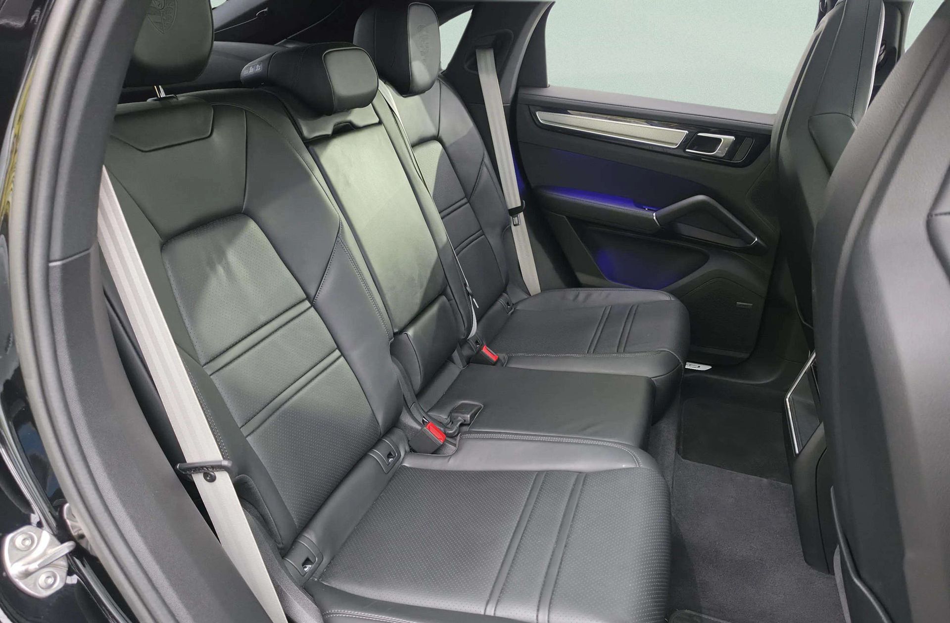 Porsche Cayenne Coupé E-Hybrid Platinum Edition - foto 27