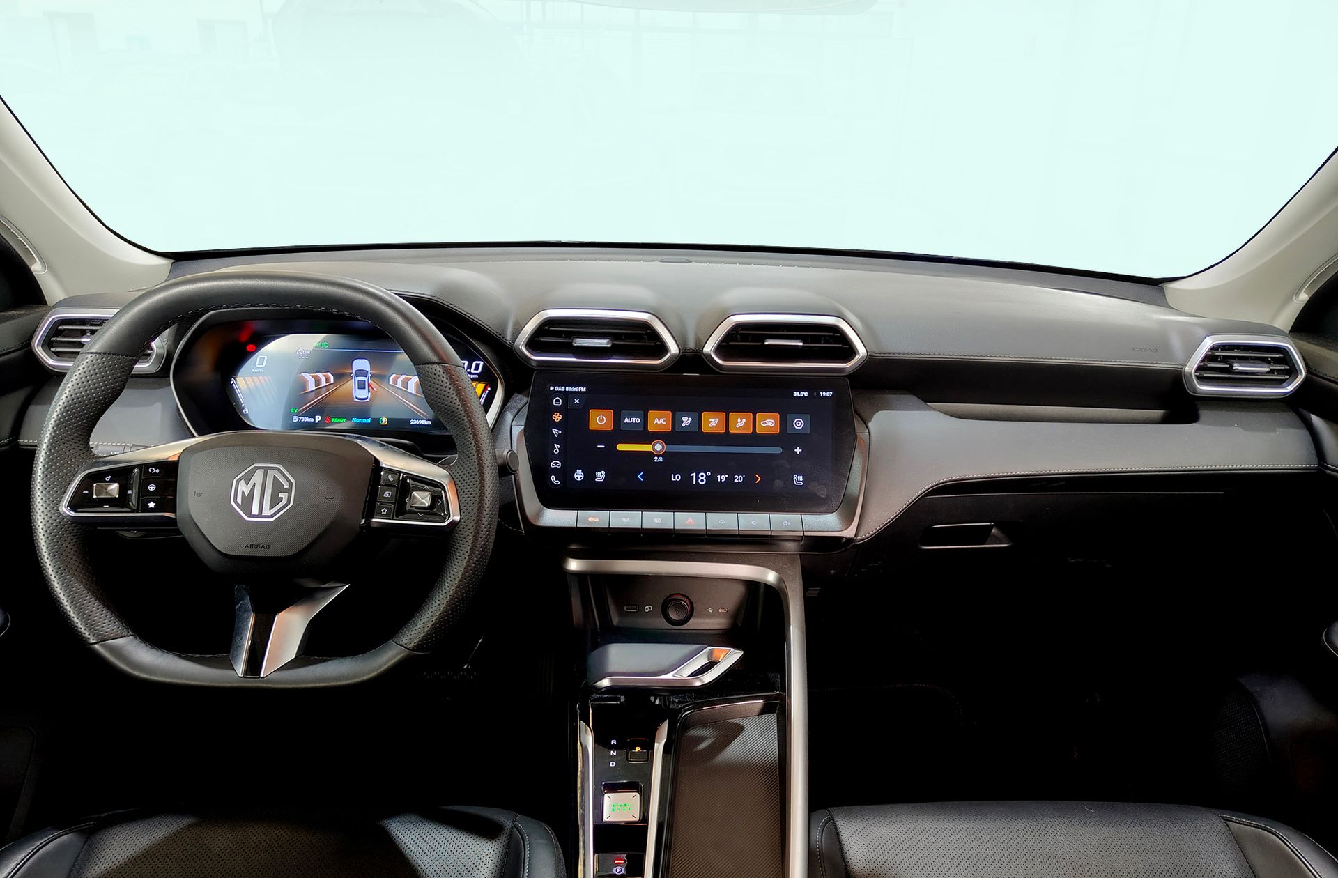 MG ZS 1.5 Hybrid+ Luxury - foto 6
