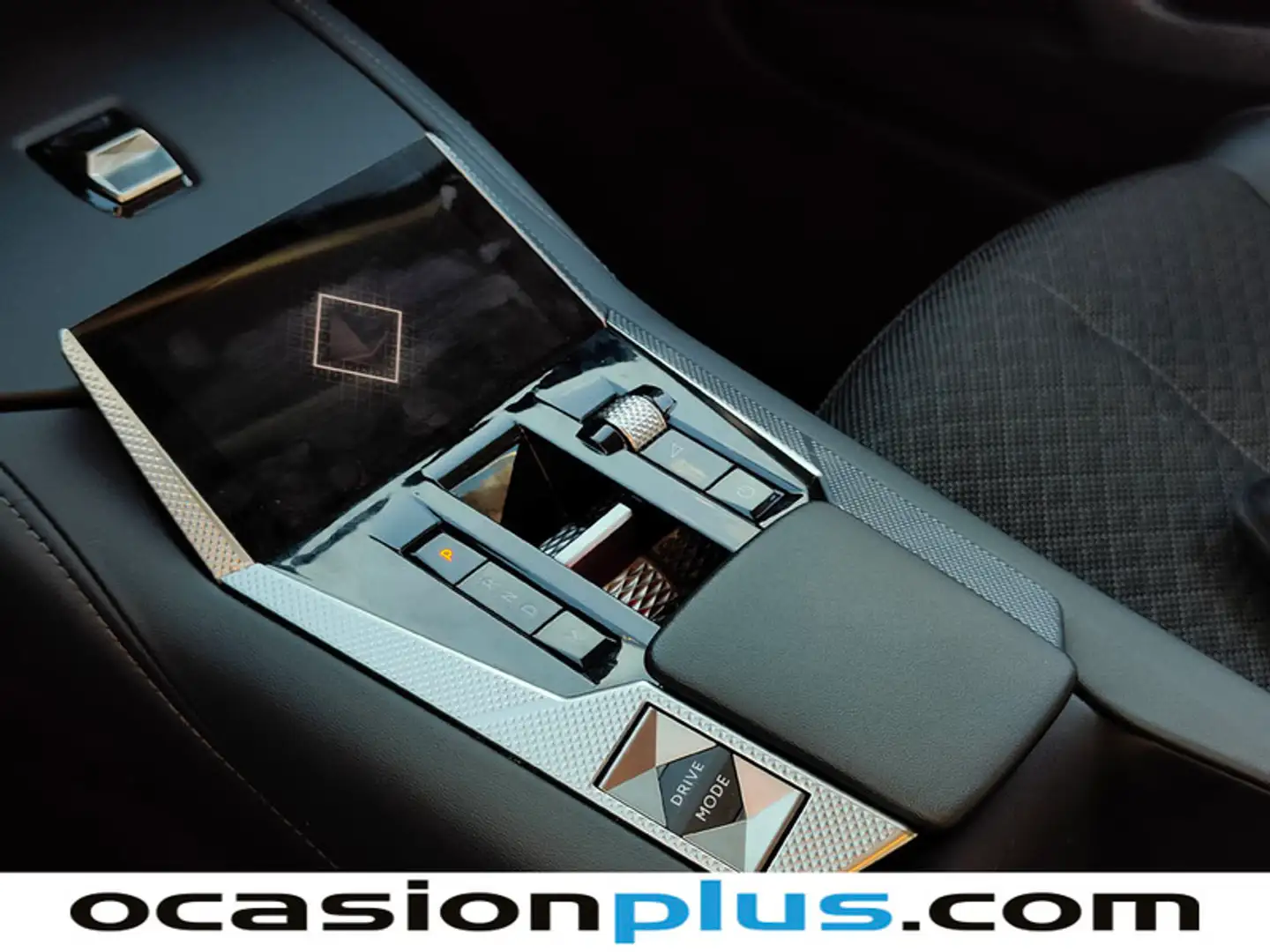 Foto DS DS 4 DS DS4 BlueHDi 130 Trocadero Auto (130 CV)