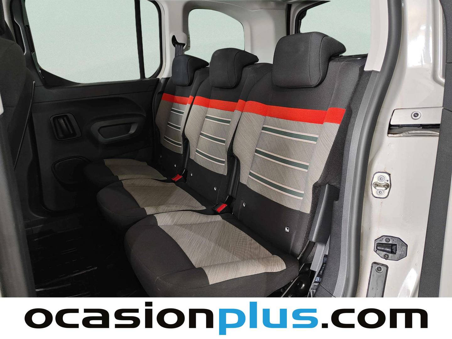Foto asientos traseros Citroën Berlingo Citroën Berlingo BlueHDi 100 Talla M Shine (102 CV)