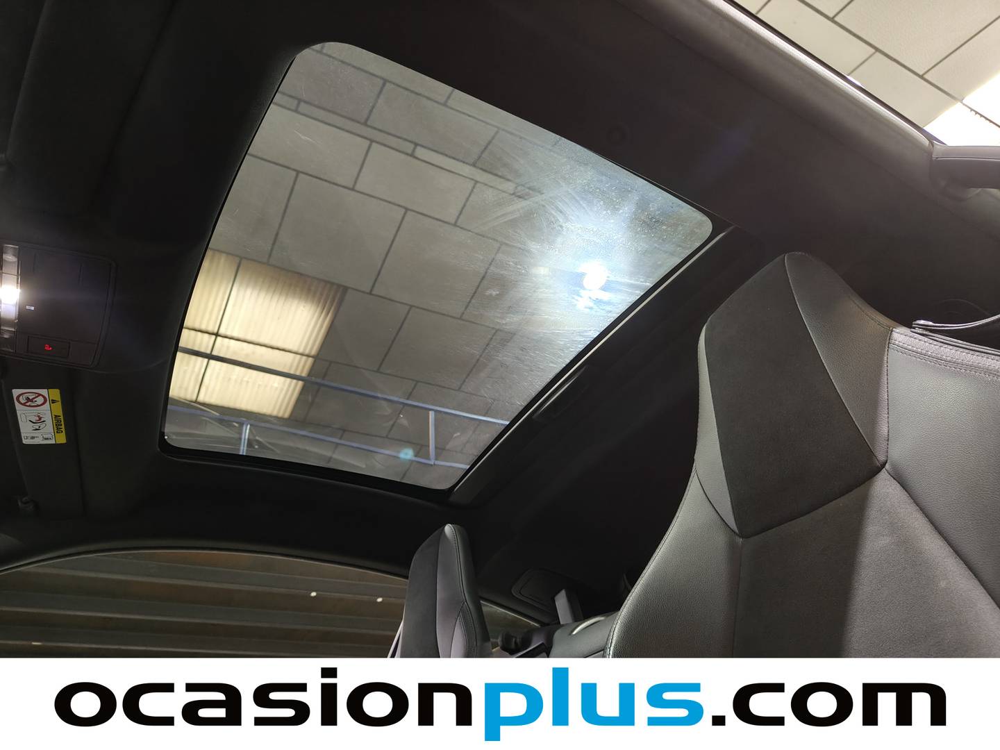 Foto Jaguar F-Type Jaguar F-TYPE Coupe 2.0 i4 R-Dynamic Auto 221 kW (300 CV)