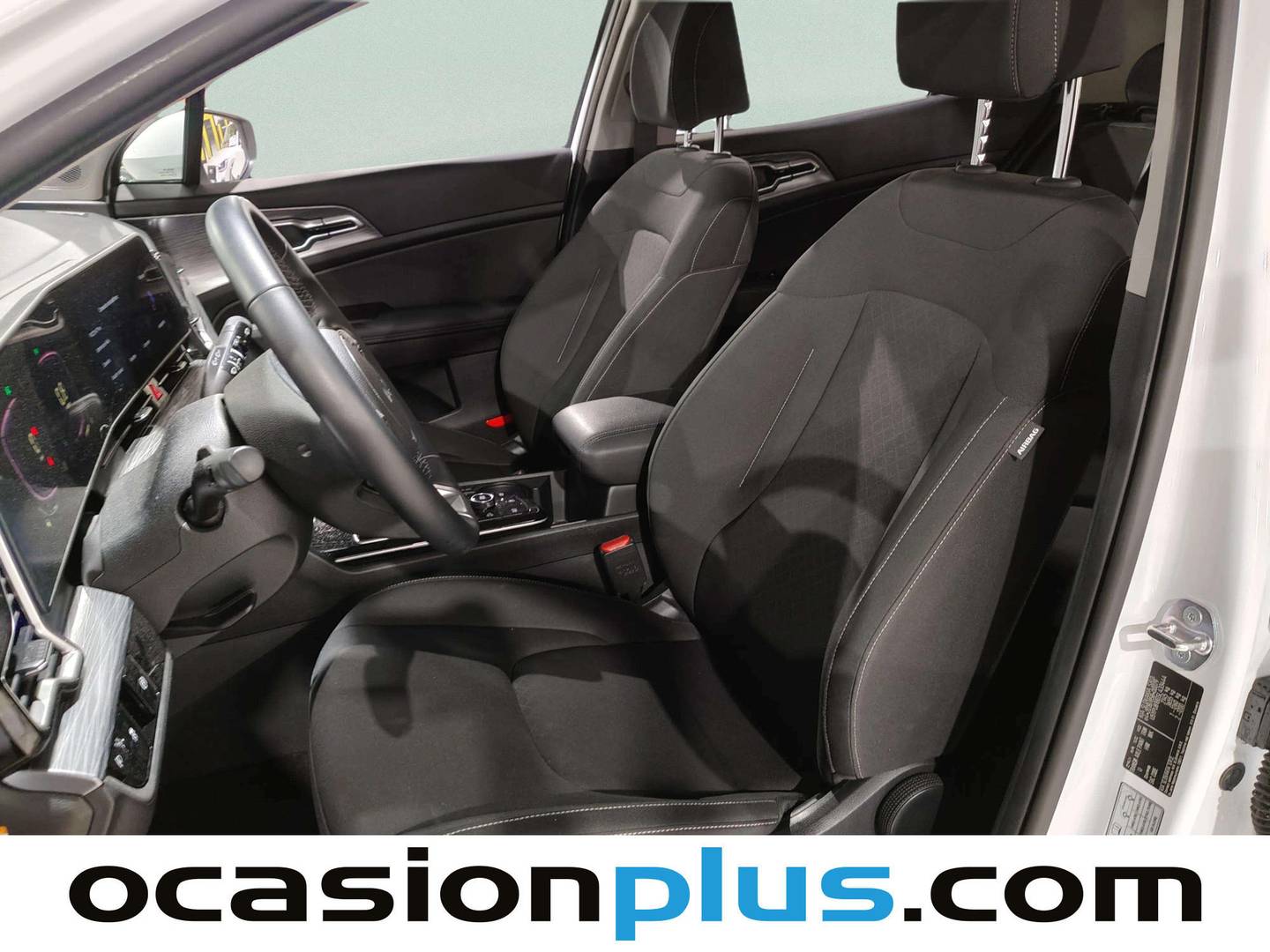 Foto asientos delanteros KIA Sportage Kia Sportage 1.6 T-GDi MHEV Business 4x2 DCT (160 CV)