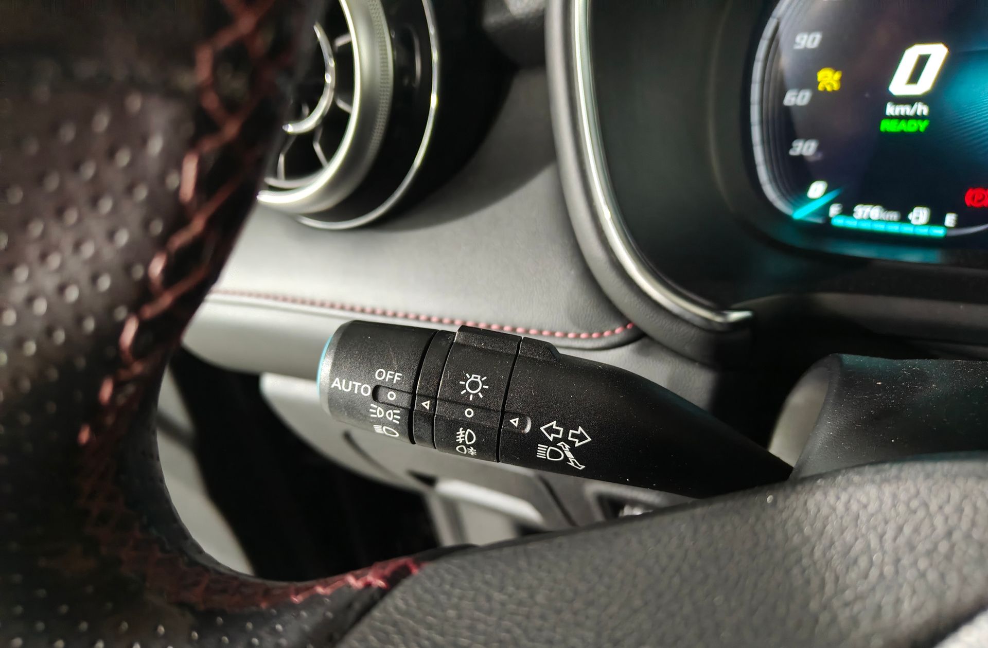 MG eHS 1.5 T-GDi PHEV Luxury - foto 31