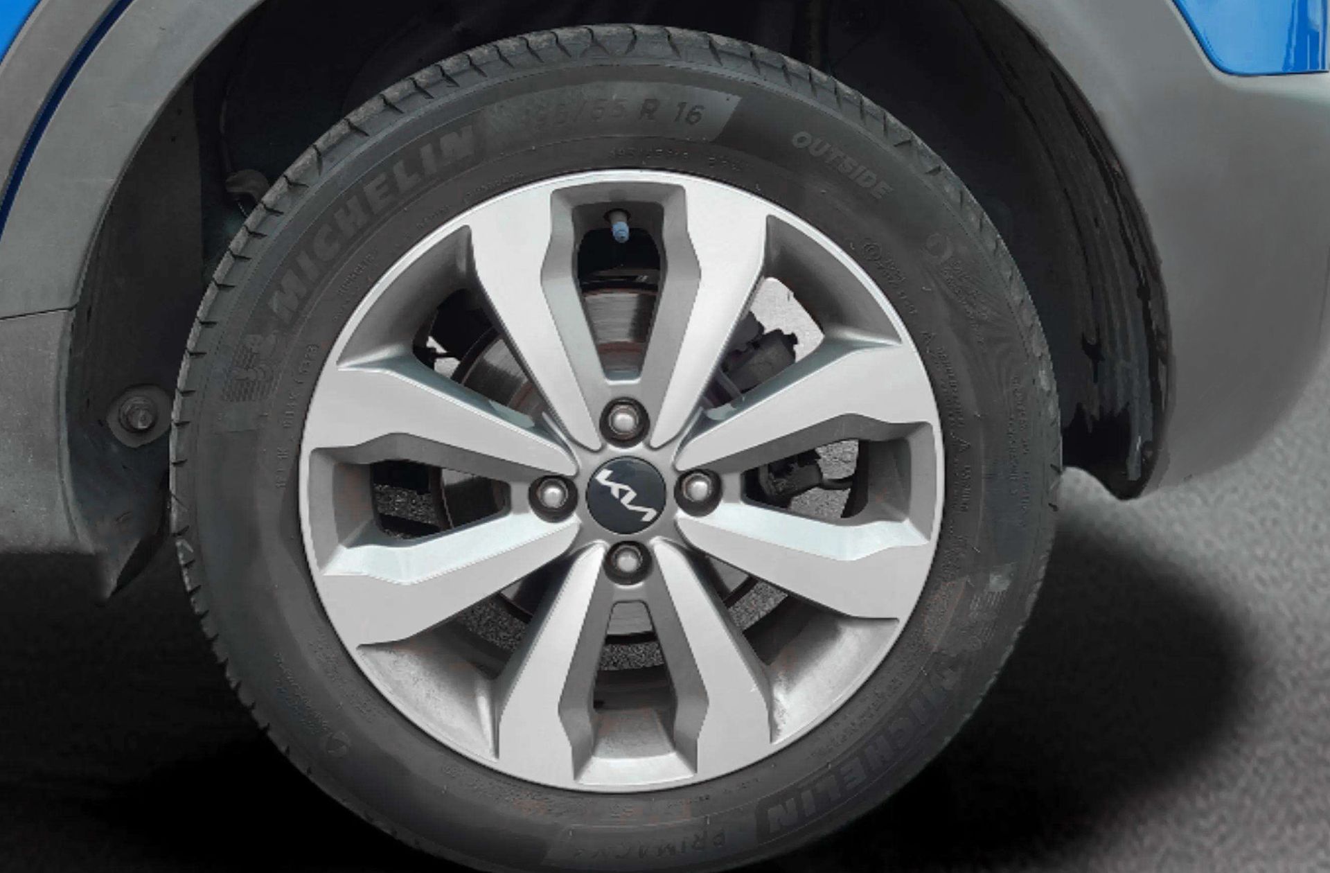 Kia Stonic 1.0 T-GDi Drive DCT - foto 31