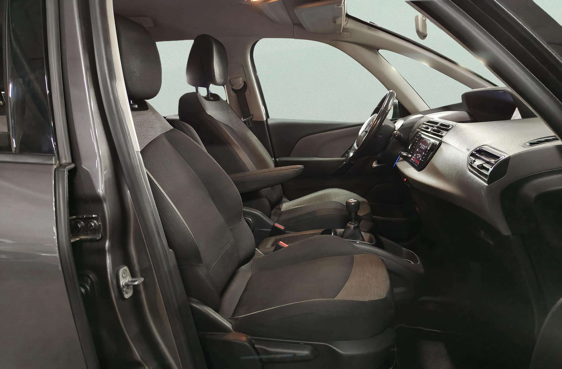Citroën C4 Grand Picasso PureTech 130 Feel 7 plazas - foto 18