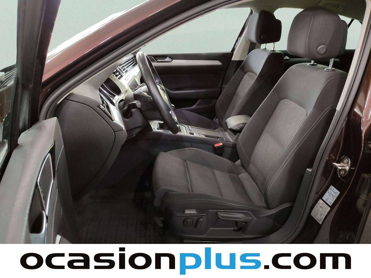 Foto asientos delanteros Volkswagen Passat Volkswagen Passat Advance 1.6 TDI (120 CV)