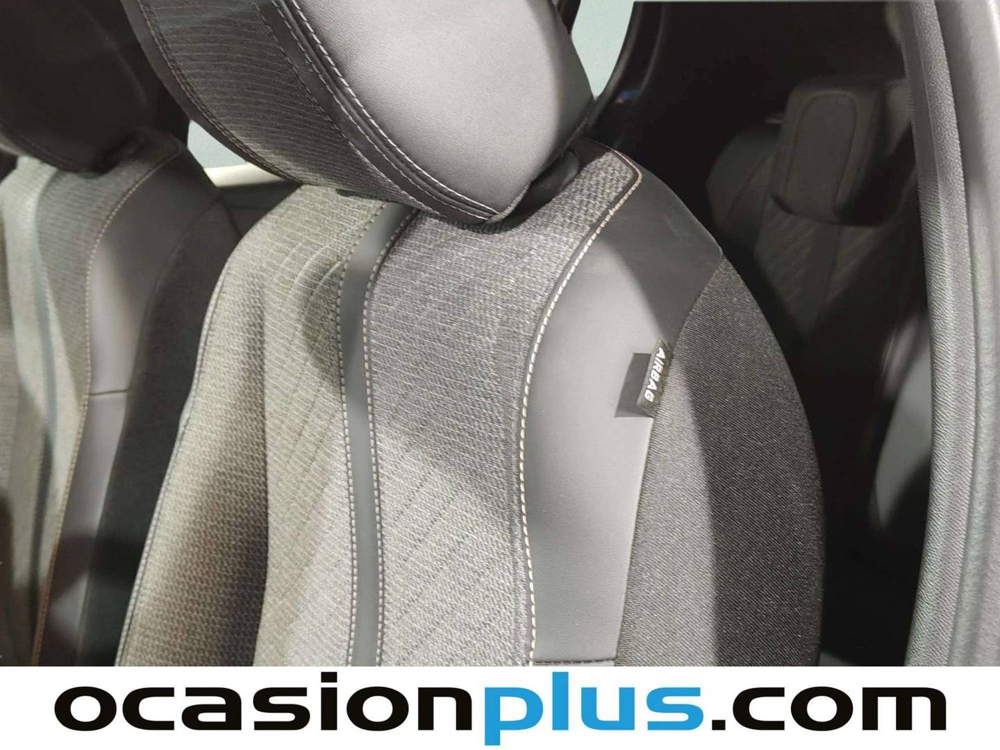 Foto Peugeot 208 Peugeot 208 PureTech 100 Allure (100 CV)