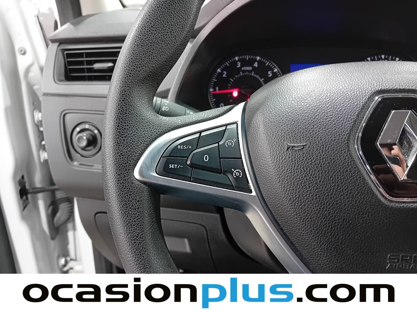 Equipamiento del Renault Express Renault Express Furgon Confort Blue dCi (75 CV) 2 Plazas