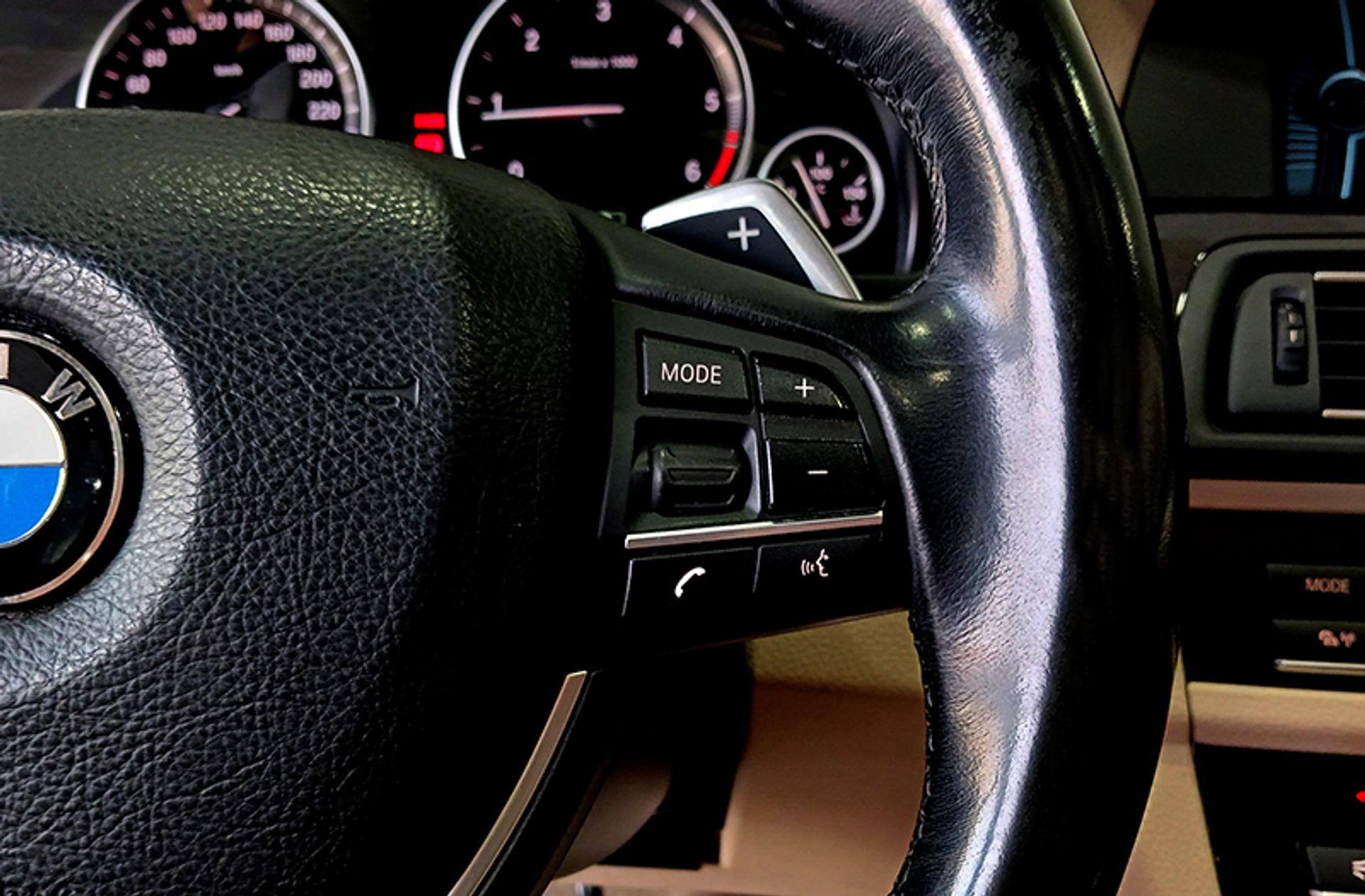 BMW Serie 5 525d xDrive Touring - foto 34