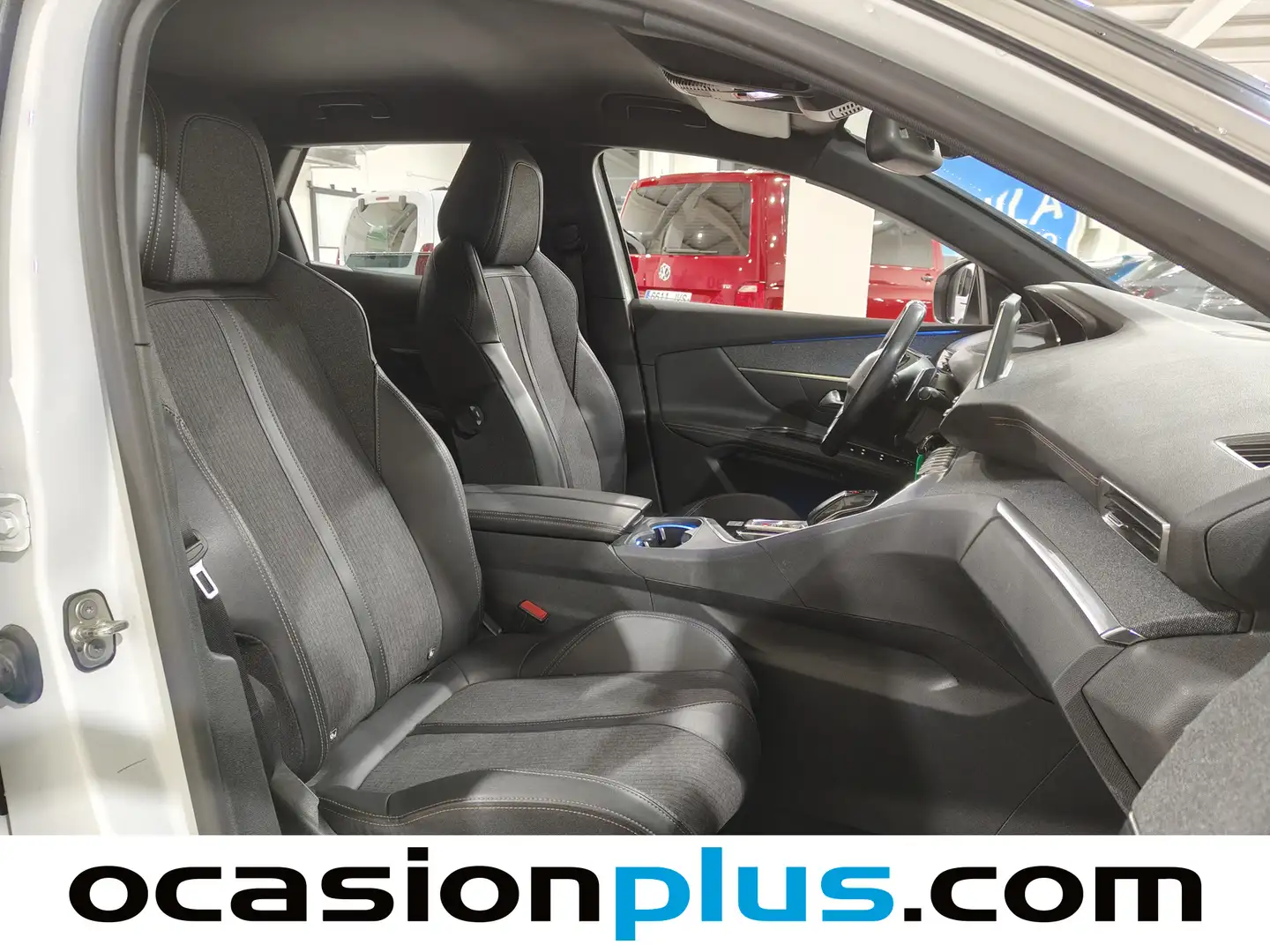 Foto Peugeot 3008 Peugeot 3008 BlueHDI 130 S&S GT Line EAT8 (130 CV)