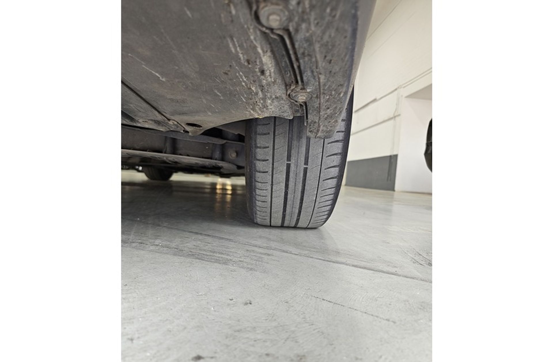 BMW Serie 3 318d - foto 37