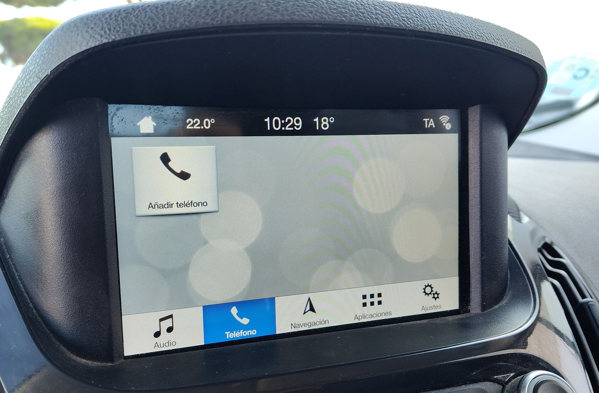 Ford Tourneo Courier 1.0 EcoBoost Titanium - foto 30