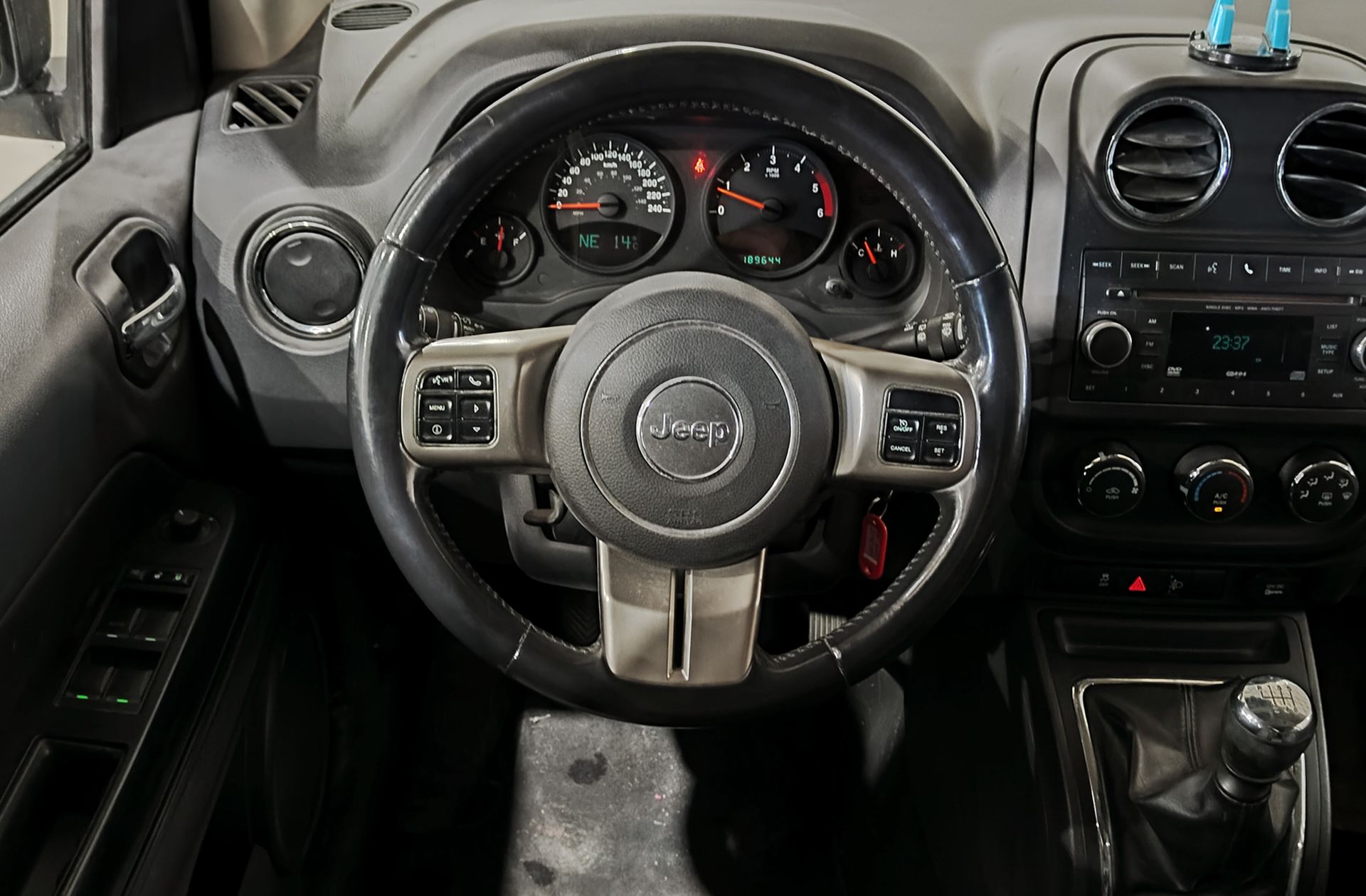 Jeep Compass 2.2 CRD Sport 4x2 - foto 18