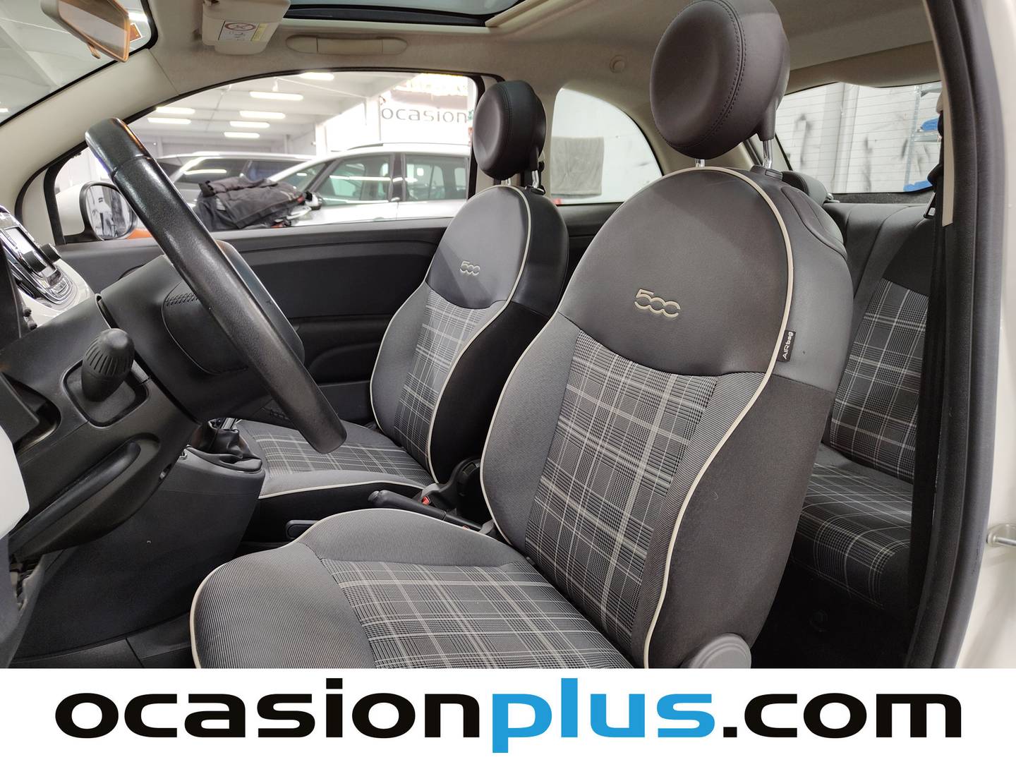 Foto asientos delanteros Fiat 500 Fiat 500 1.2 8v Lounge (69 CV)