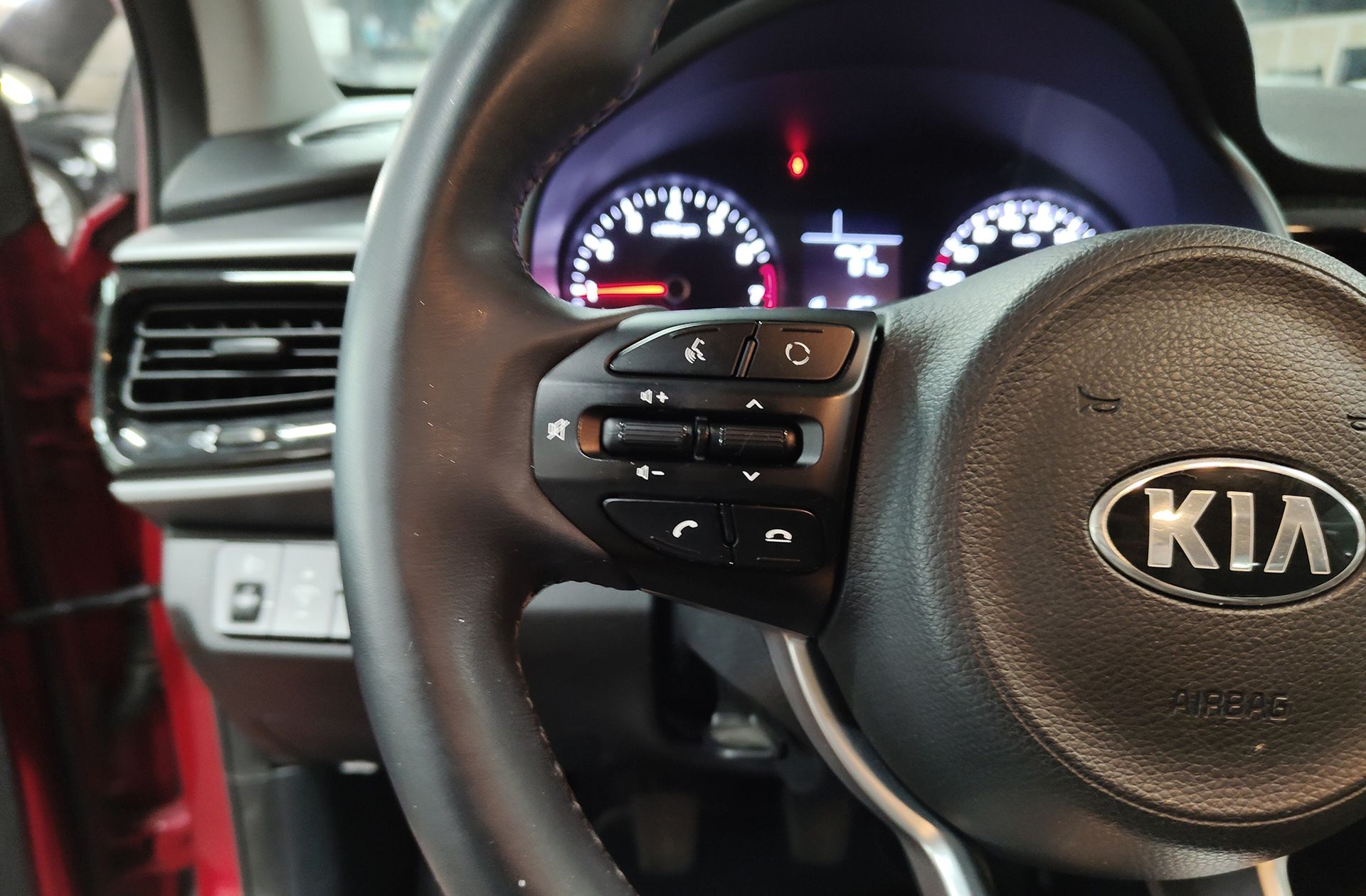 Kia Stonic 1.0 T-GDi Drive - foto 25