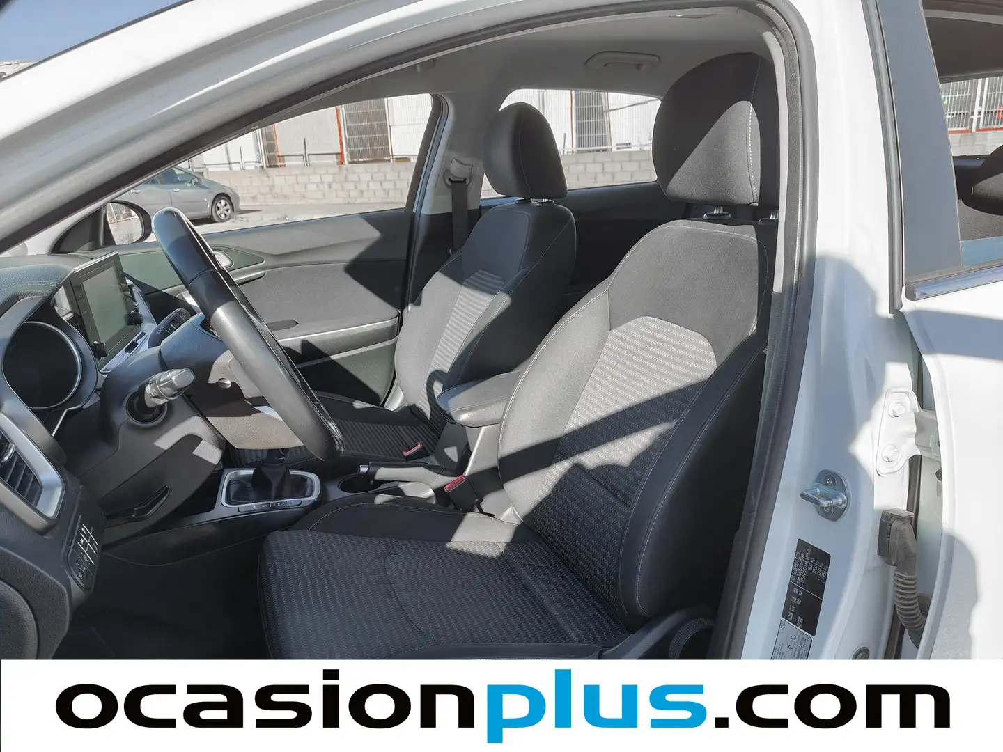 Foto KIA Ceed Kia Ceed 1.0 T-GDI Drive (100 CV)