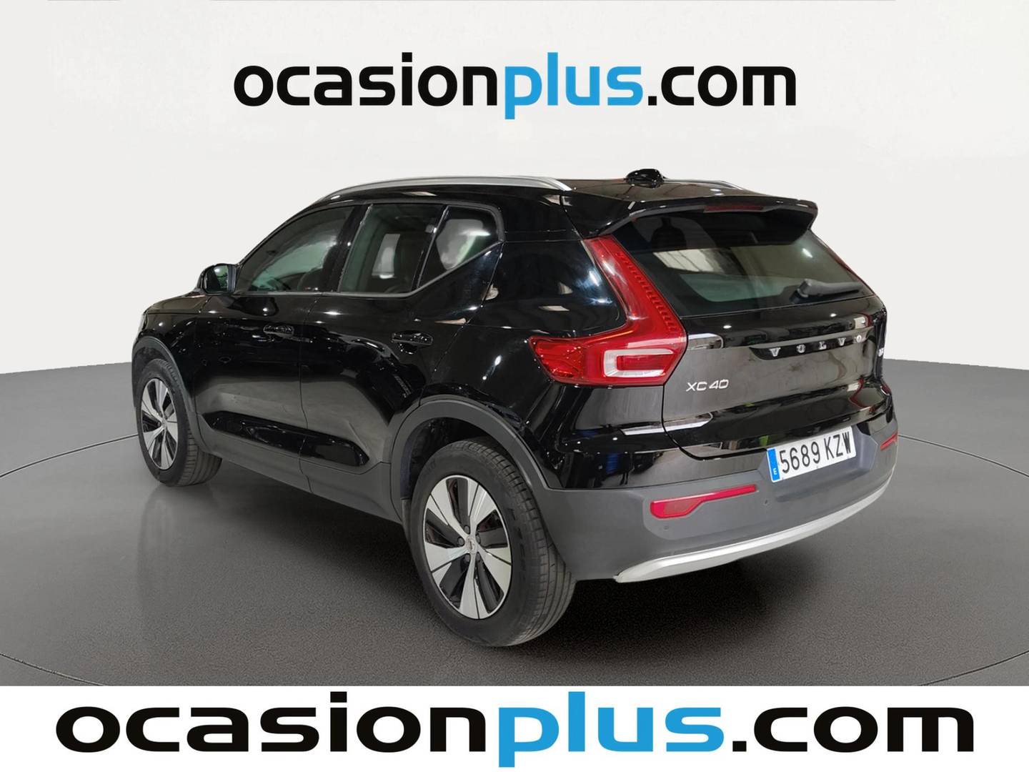 Foto delantera Volvo XC40 Volvo XC40 T3 Business Plus (163 CV) derecha
