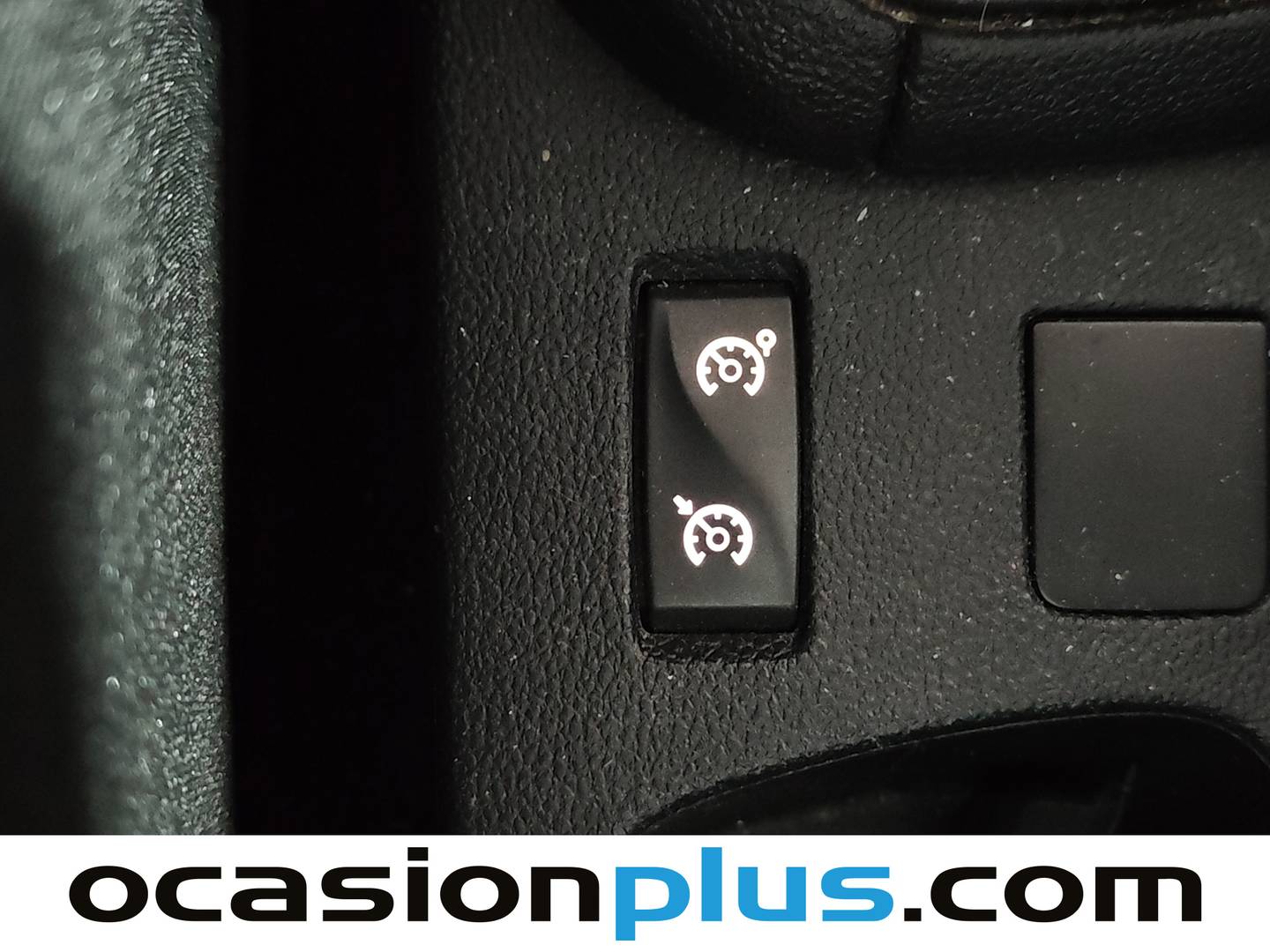 Equipamiento del Renault Clio Renault Clio Limited Energy TCe (90 CV)