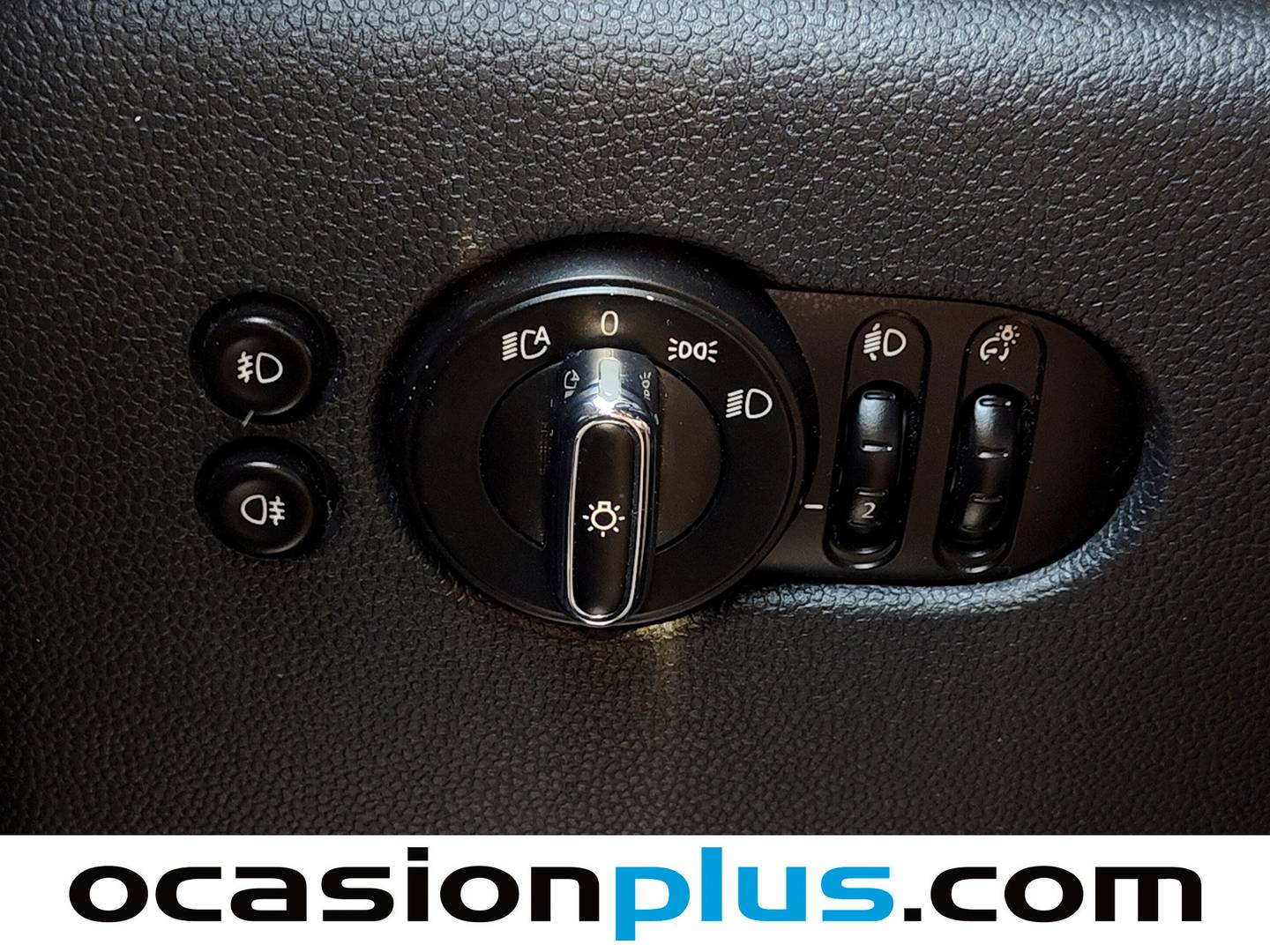 Extras y acabados del Mini MINI Mini MINI One D (95 CV)