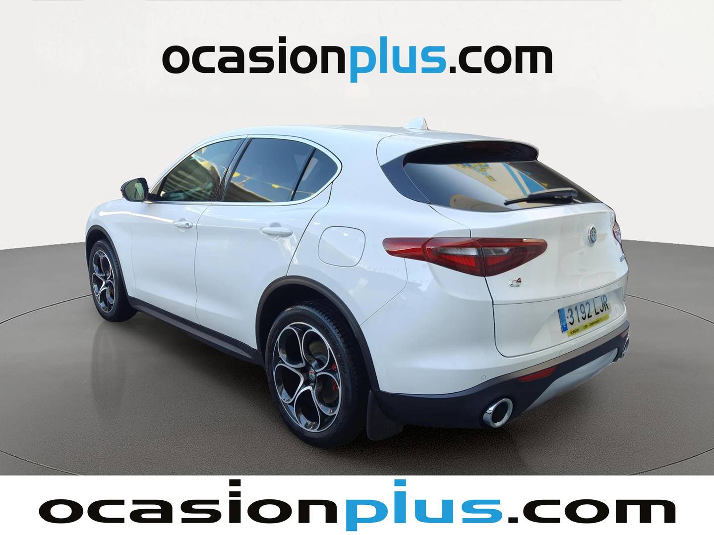 Foto trasera Alfa Romeo Stelvio Alfa Romeo Stelvio 2.0 Gasolina Executive AWD (280 CV) izquierda