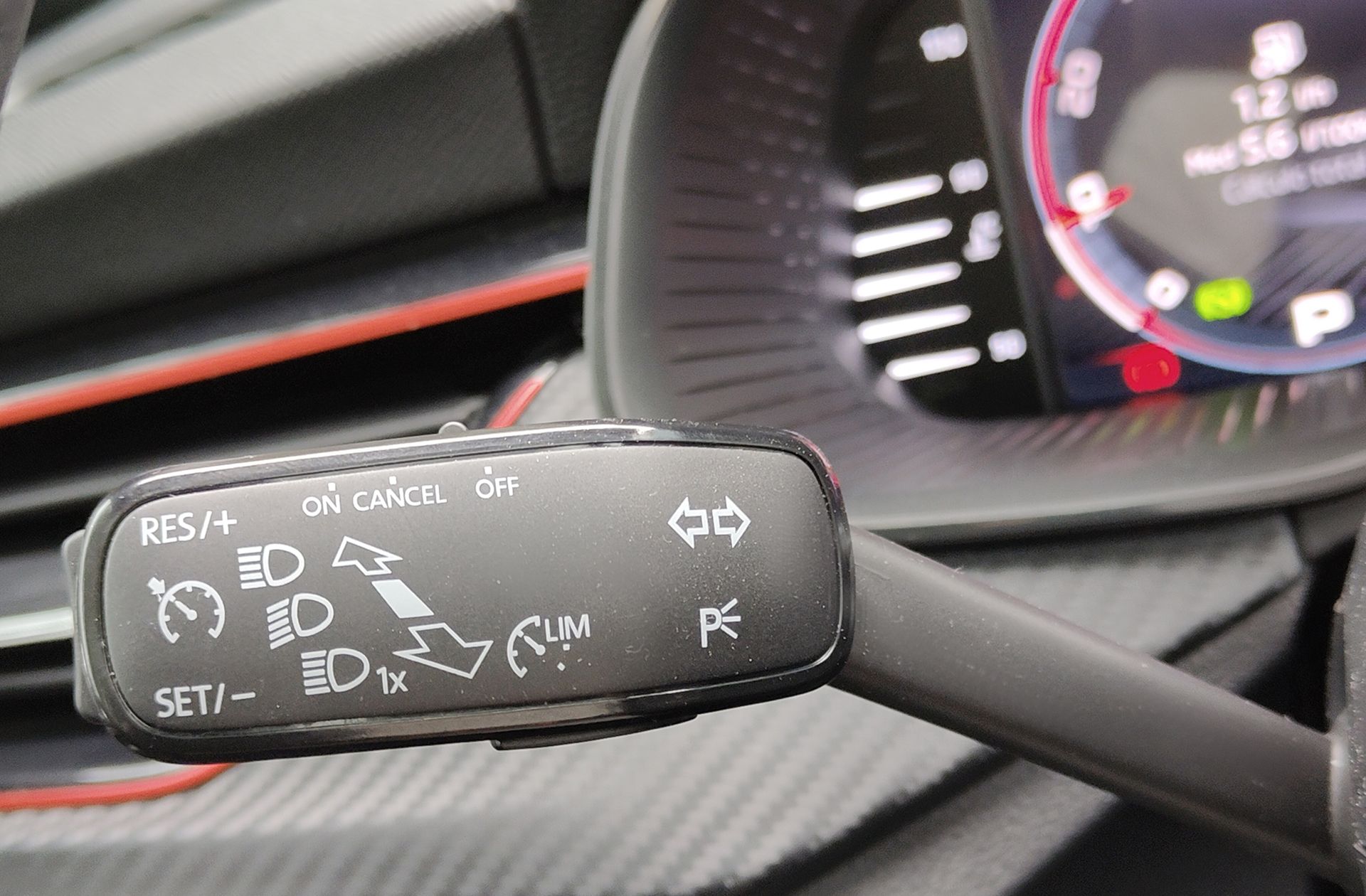 Škoda Kamiq 1.5 TSI Montecarlo DSG - foto 31