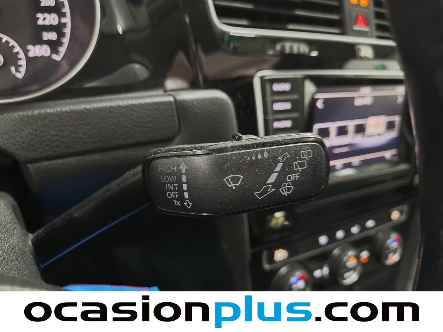 Volkswagen Golf Volkswagen Golf Sport 1.6 TDI (105 CV) Pack R-Line al mejor precio