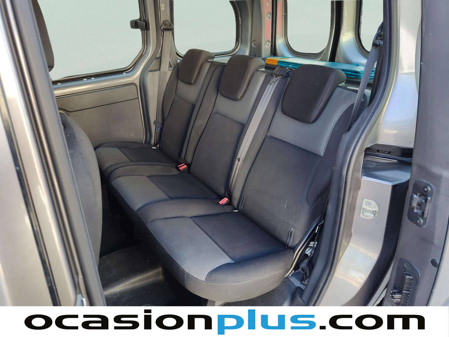 Foto asientos traseros Renault Kangoo Combi Renault Kangoo Combi dCi 90 M1-AF Emotion Energy E6 (90 CV)