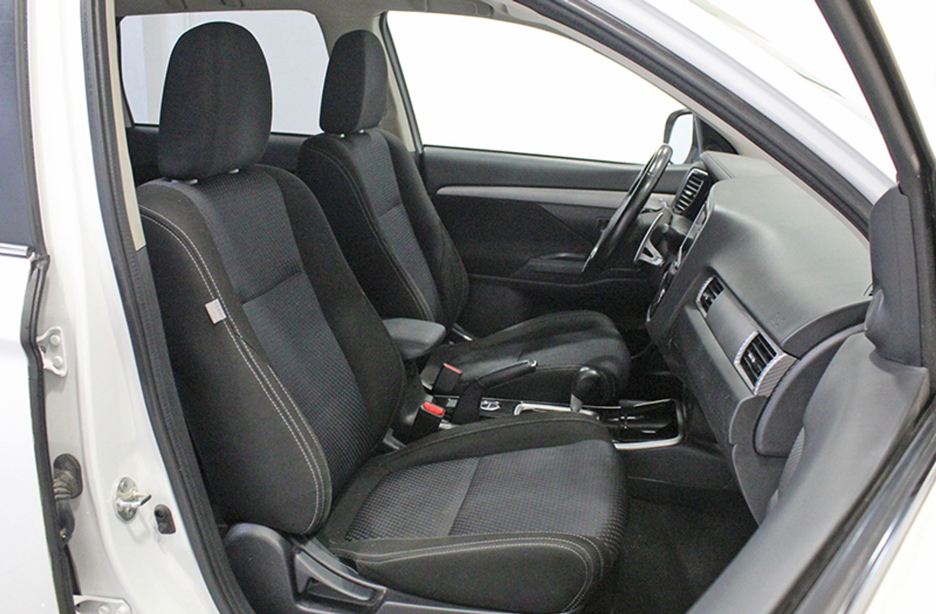Mitsubishi Outlander 200 MPI Motion CVT 2WD - foto 18