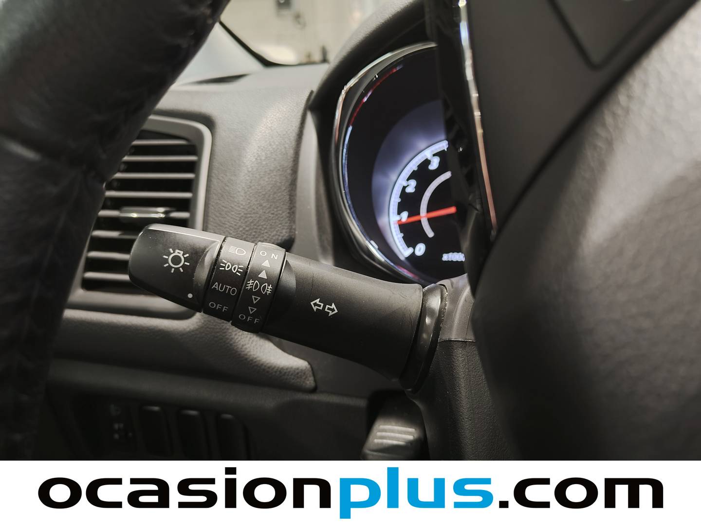 Extras y acabados del Mitsubishi ASX Mitsubishi ASX 160 MPI Motion (117 CV)